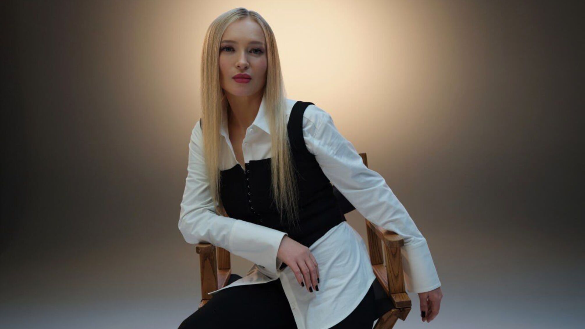 Целуй: вдохновляющая на смелость премьера от LESYA GRIG