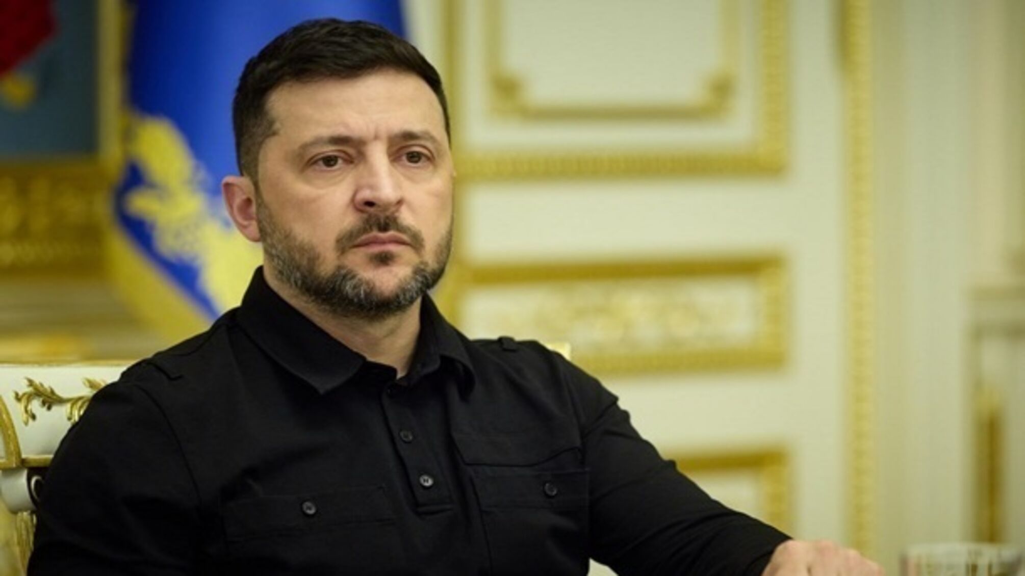 Зеленський нагородив загиблих і поранених медійників до Дня працівників телебачення та радіо