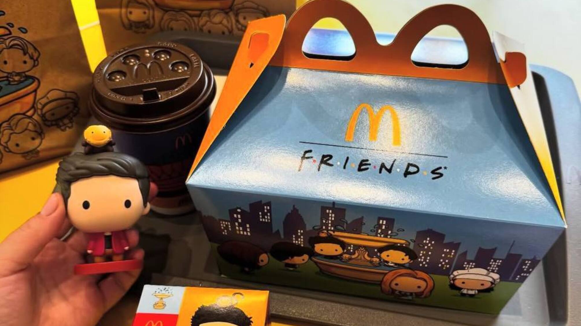 McDonald's запускает Friends Box
