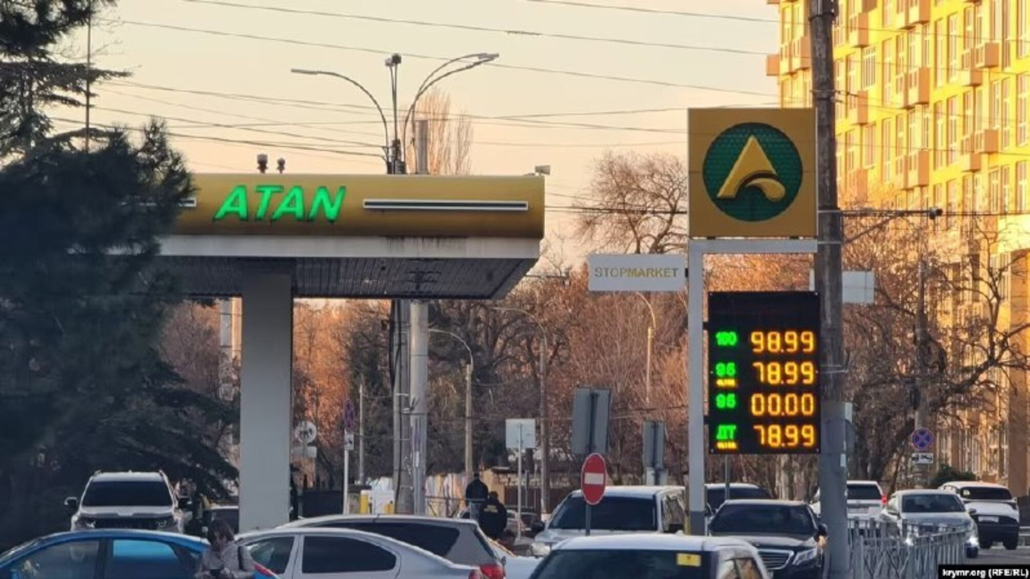 В анексованому Криму – критична ситуація з бензином на АЗС