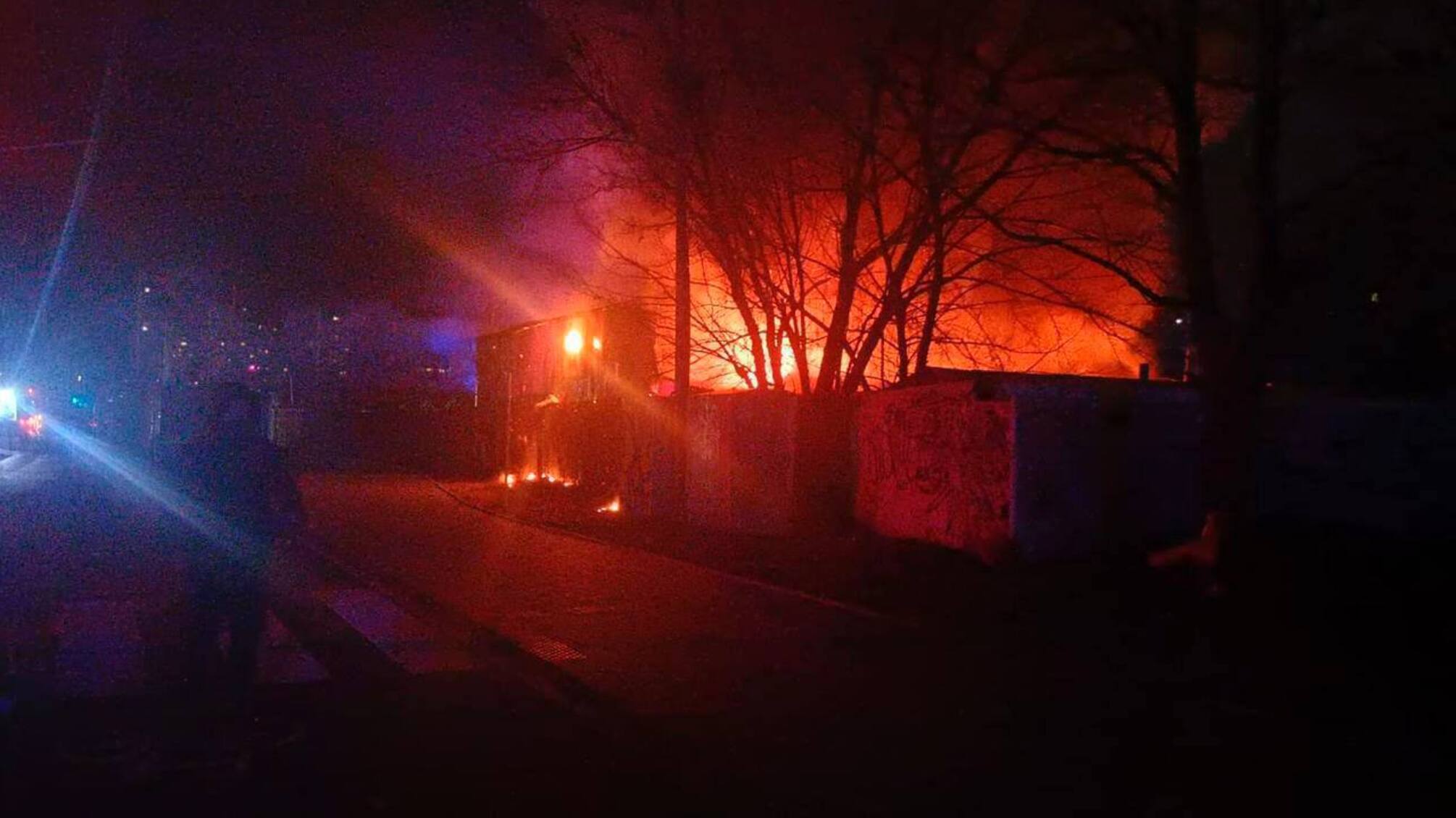 Взрыв в СТО на Оболони в Киеве