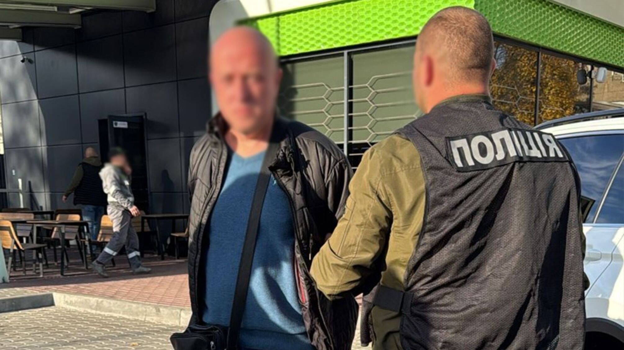 В Одесі затримали чоловіка, який обіцяв 'влаштувати' до СБУ за 5500 доларів