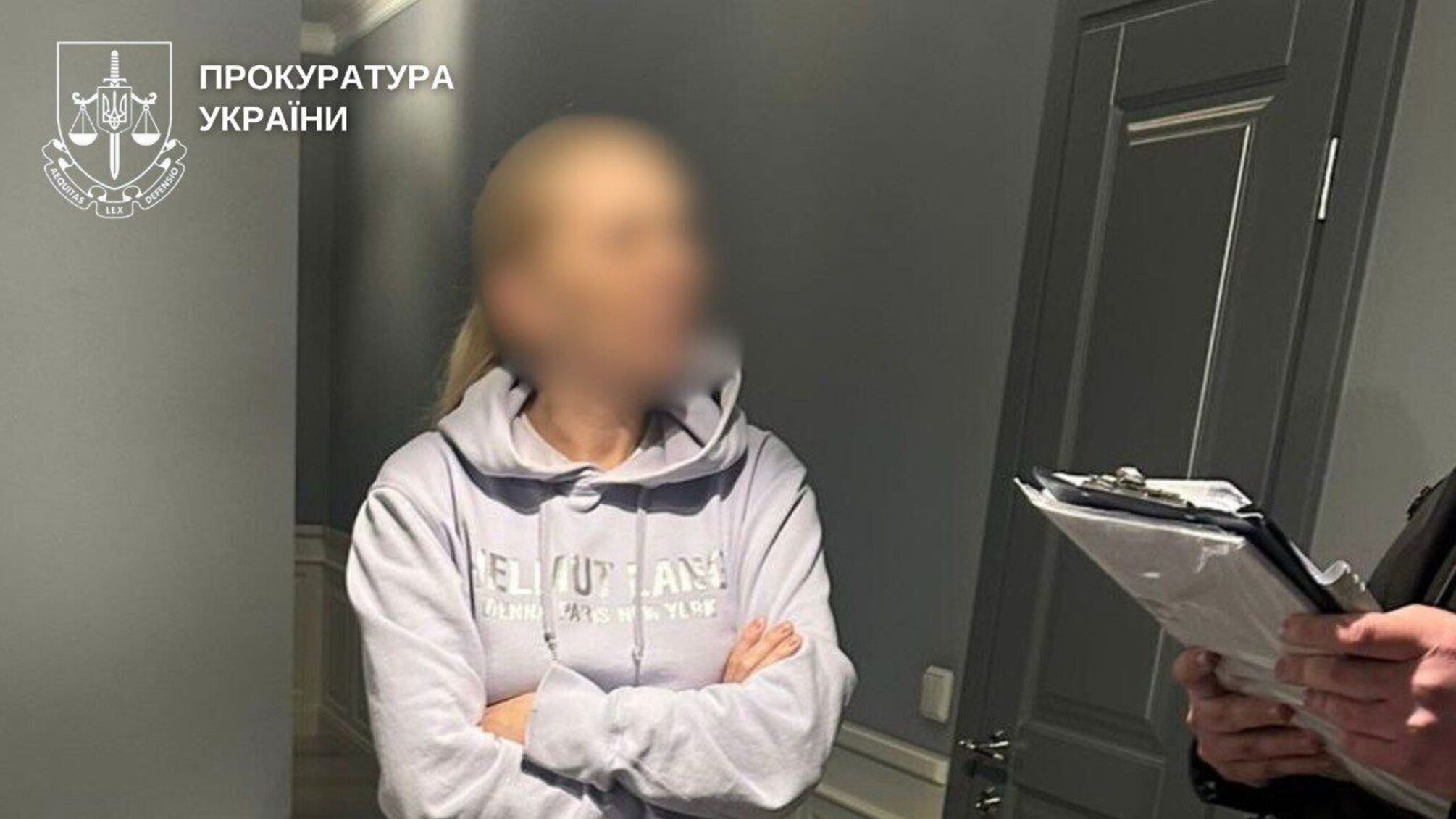 В Киеве поймали должностницу Гостаможслужбы на взятке