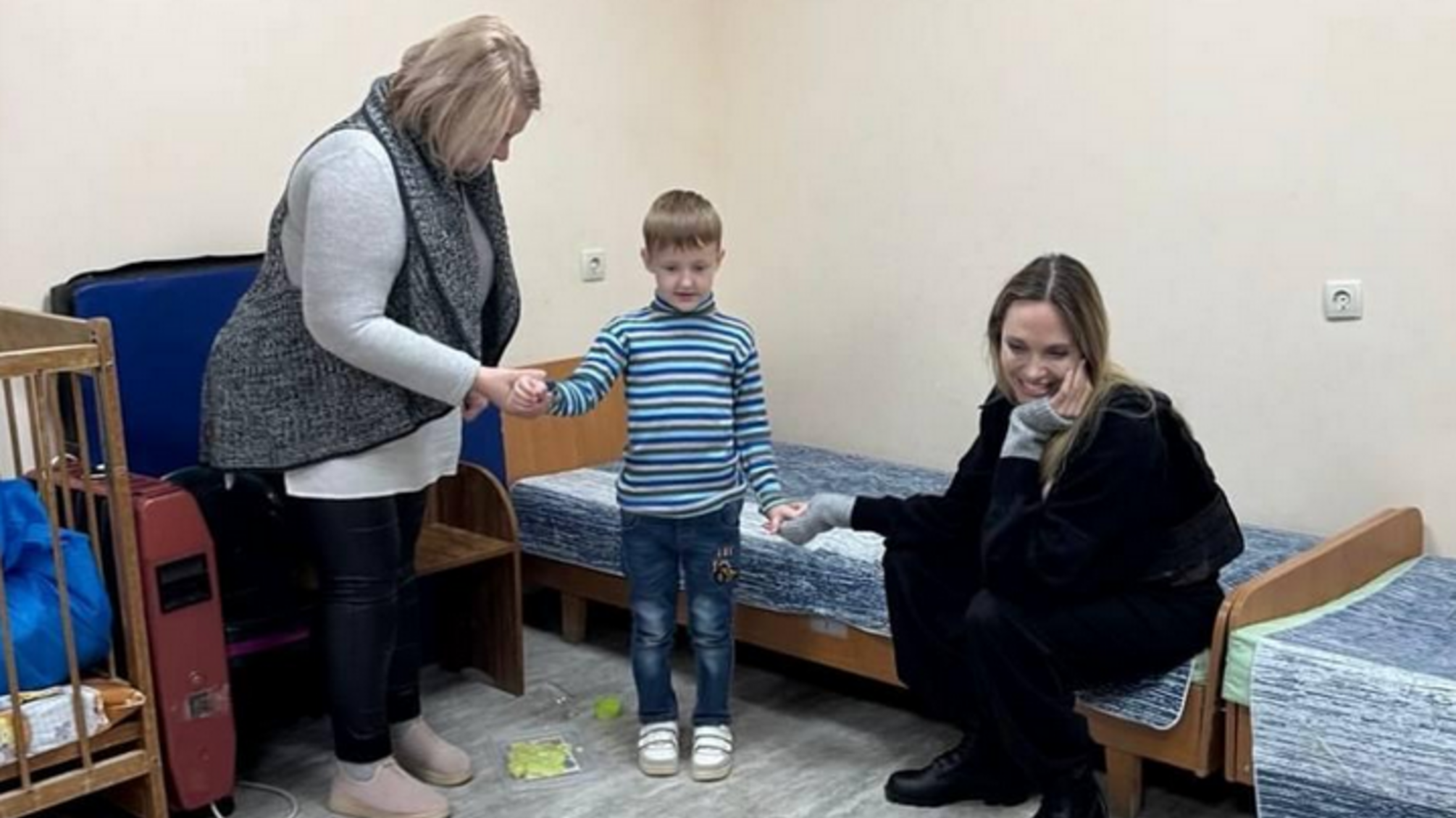'Это было тяжело': Анджелина Джоли рассказала о своем визите в Украину