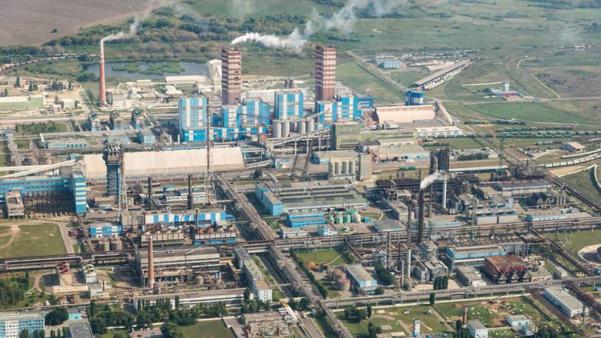 Украинские дроны ночью атаковали химический завод 'Минудобрения' в Воронежской области