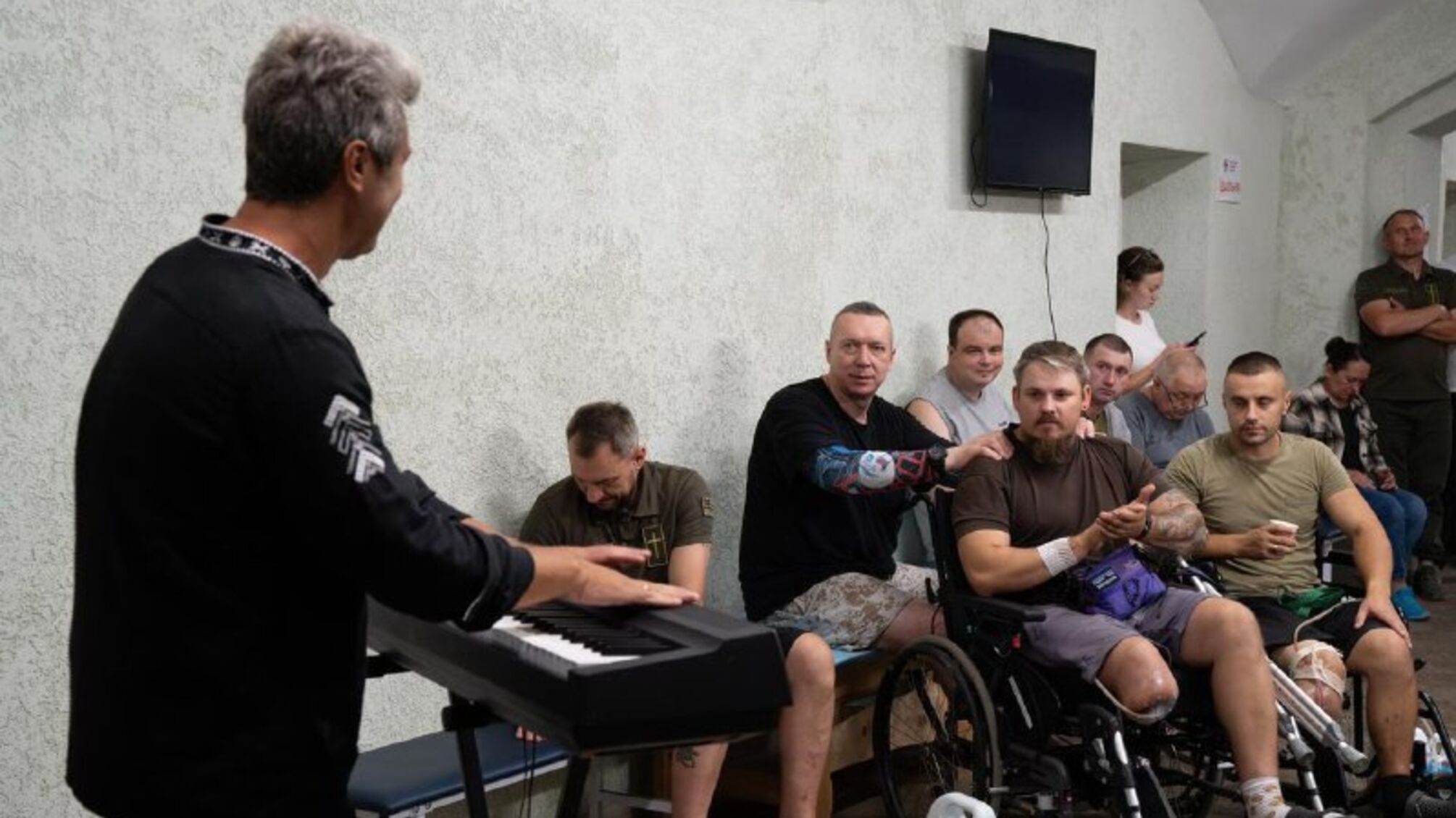 'Два світи' Євгена Хмари та виконавиці ODARA у Києві: музика, що підтримує і об’єднує