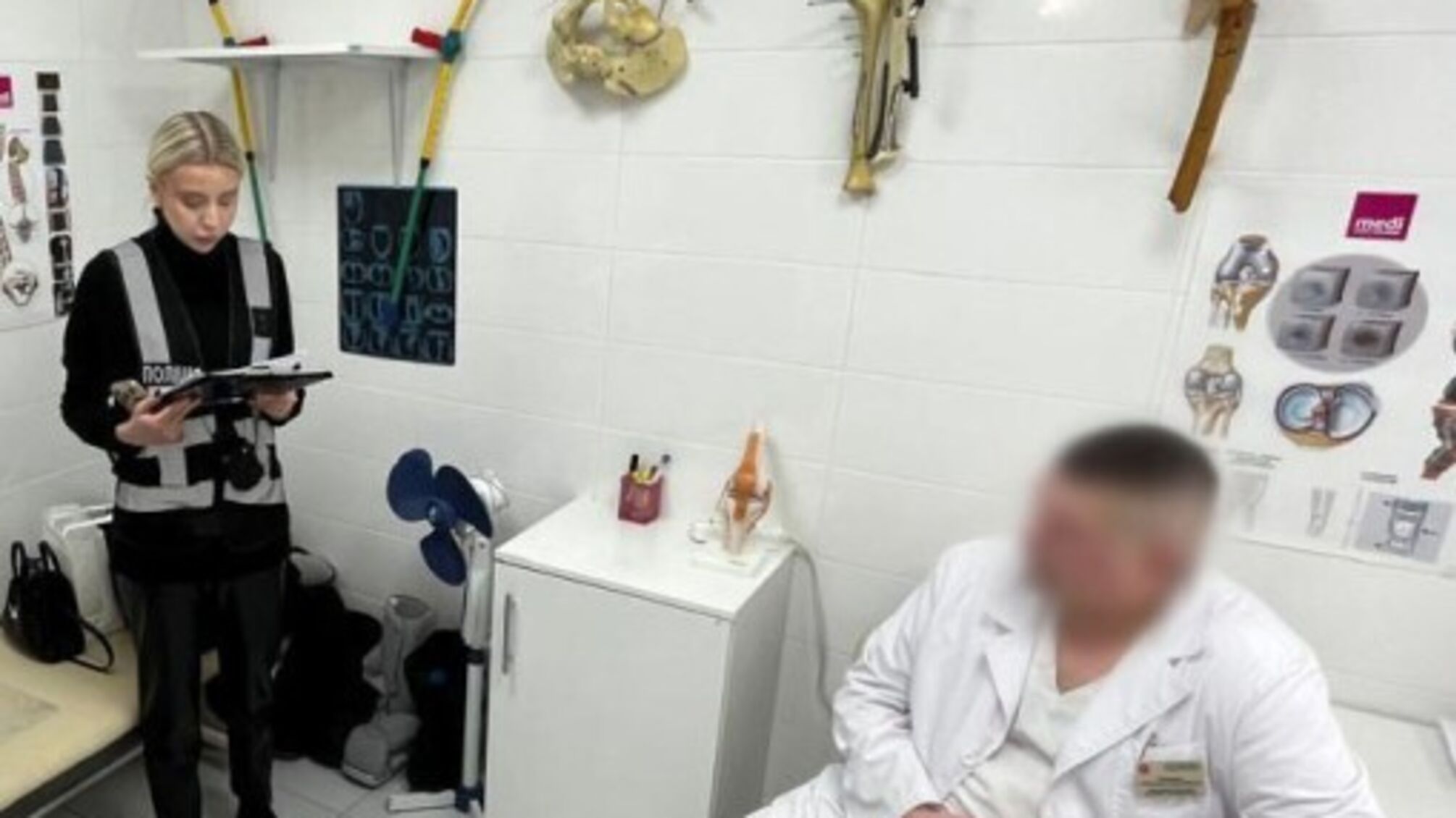 Вимагав 30 тисяч з пораненого захисника: у Києві оголосили підозру лікарю за 'платну' безкоштовну операцію