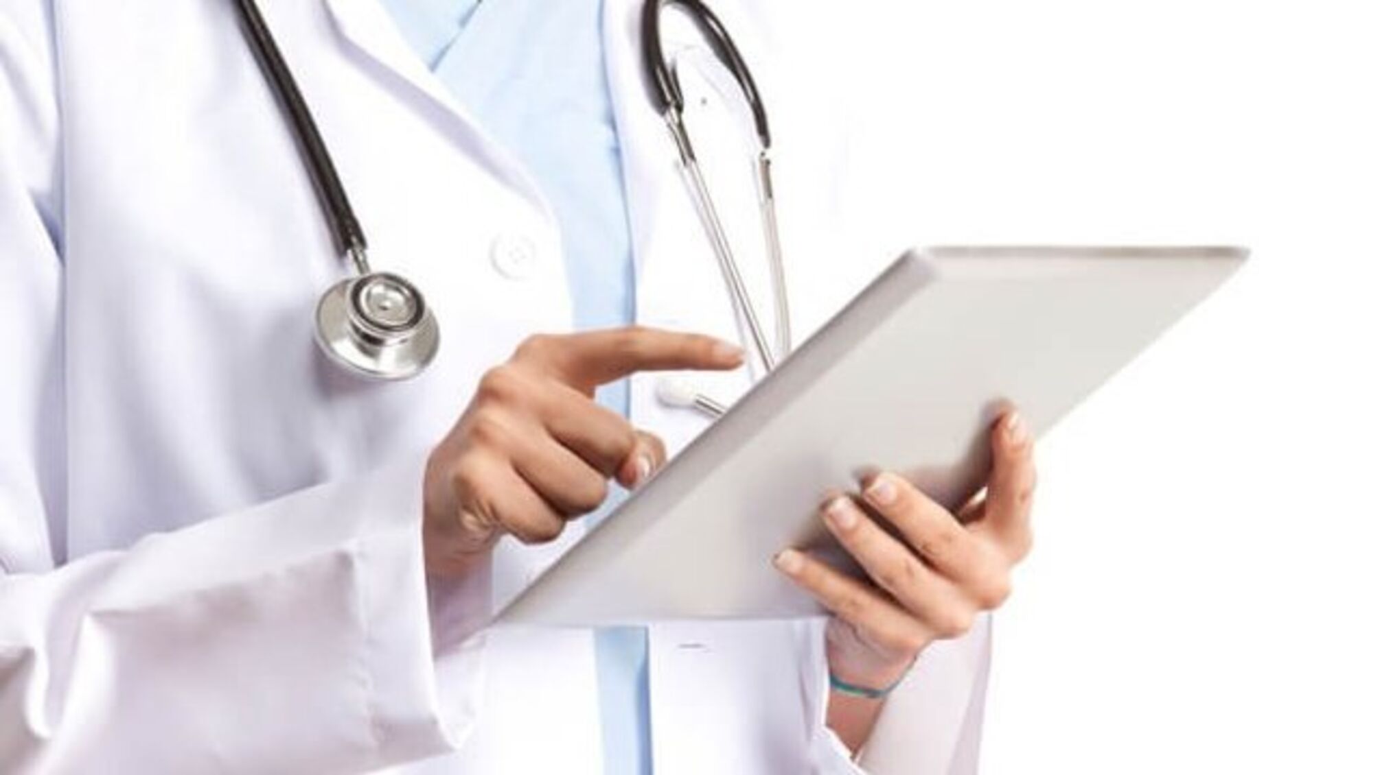 Безоплатні медичні скринінги для українців 40+: НСЗУ почала приймати заявки від лікарень