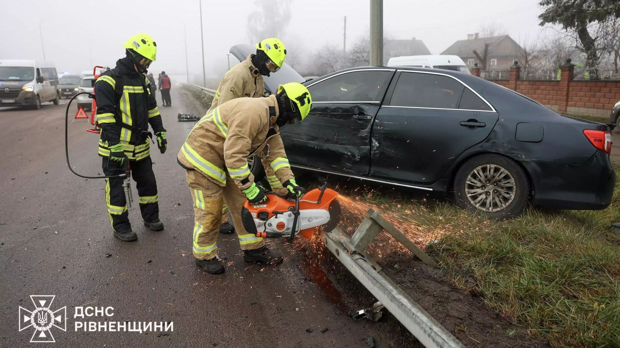 Аварія біля Рівного заблокувала трасу Київ-Чоп: зіткнулись вісім авто