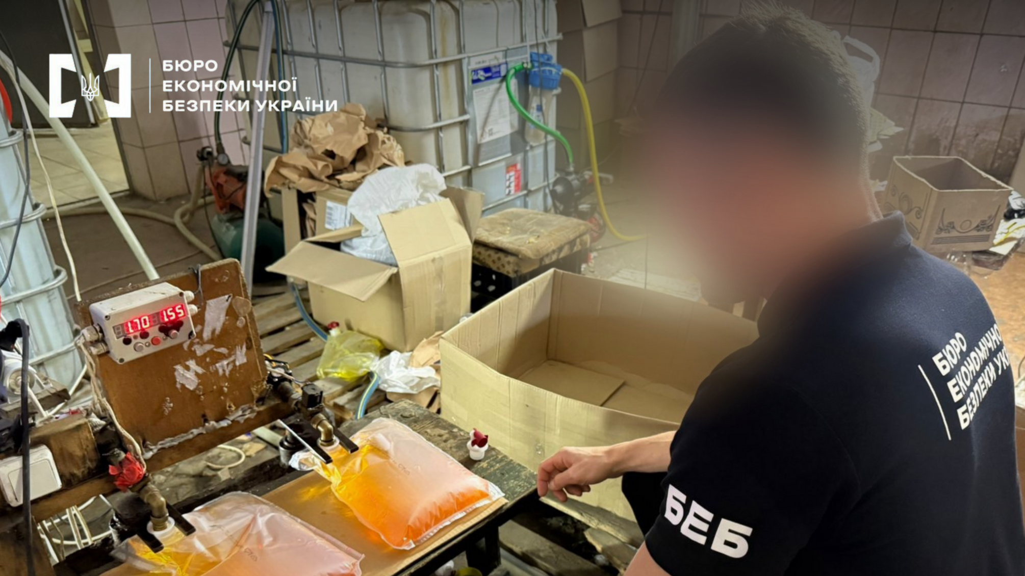 Подпольный алкоголь в Киевской области: суд вынес приговор по делу с изъятием контрафакта на 2,5 млн грн