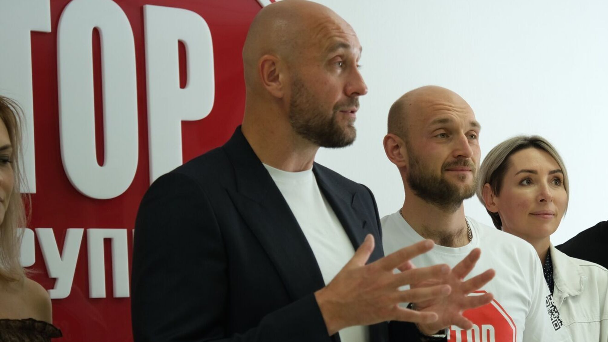 СтопКор покоряет Facebook: на официальной странице проекта – 300 тысяч подписчиков