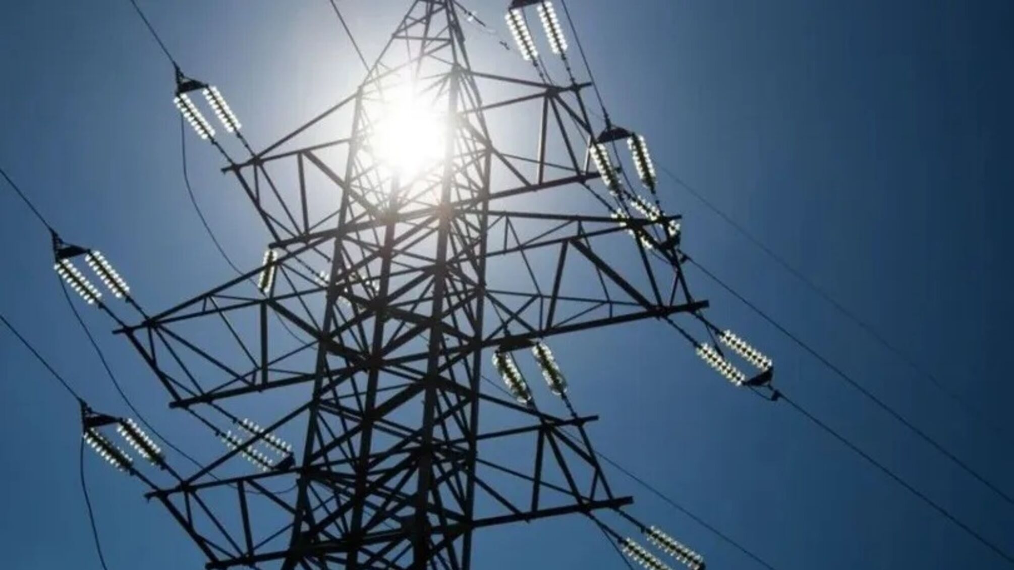 Українців попередили про нові графіки світлових відключень 9 грудня: що зміниться