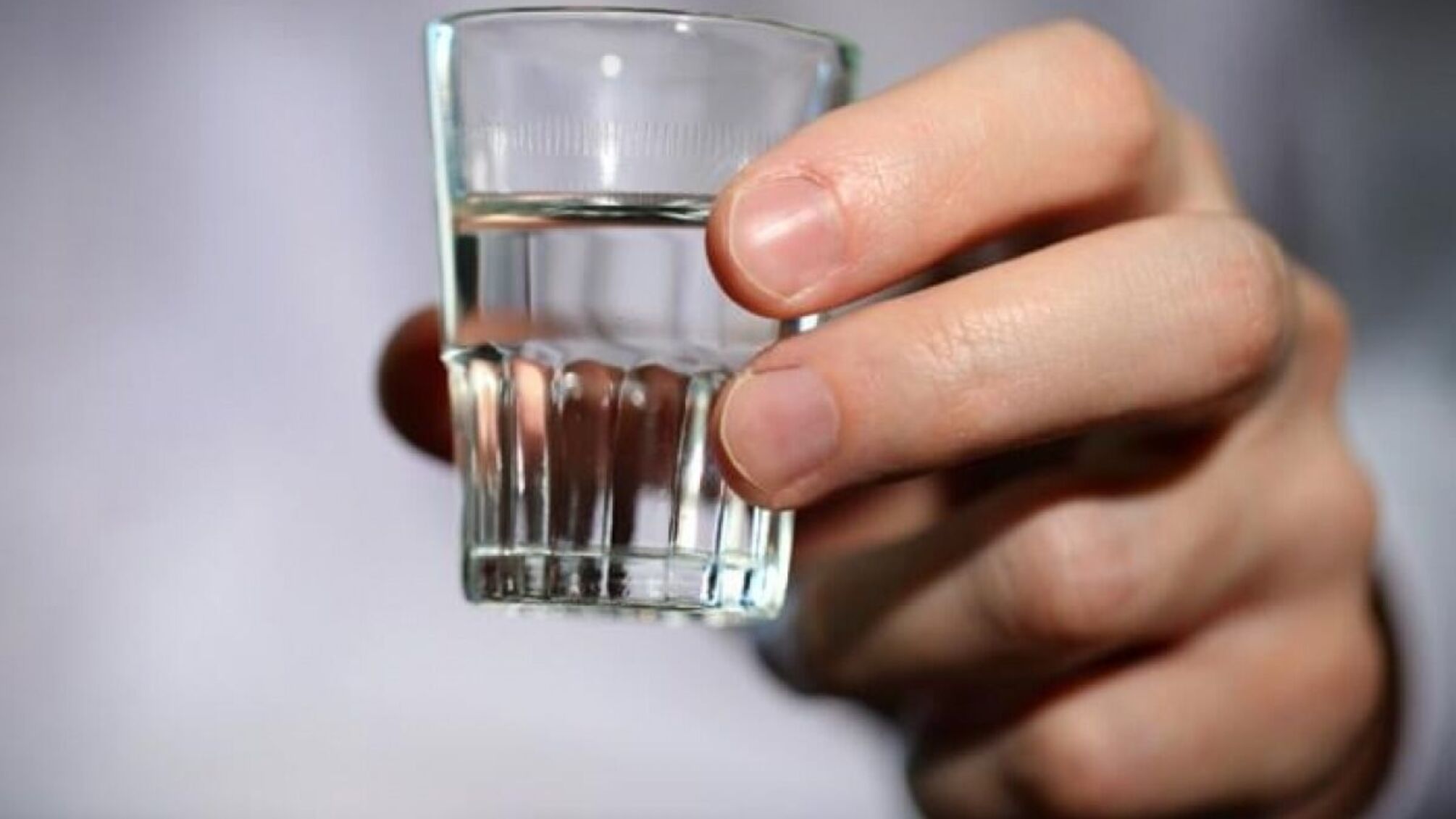 Військові Ірпеня врятували хлопців, які ледь не померли від переохолодження і горілки