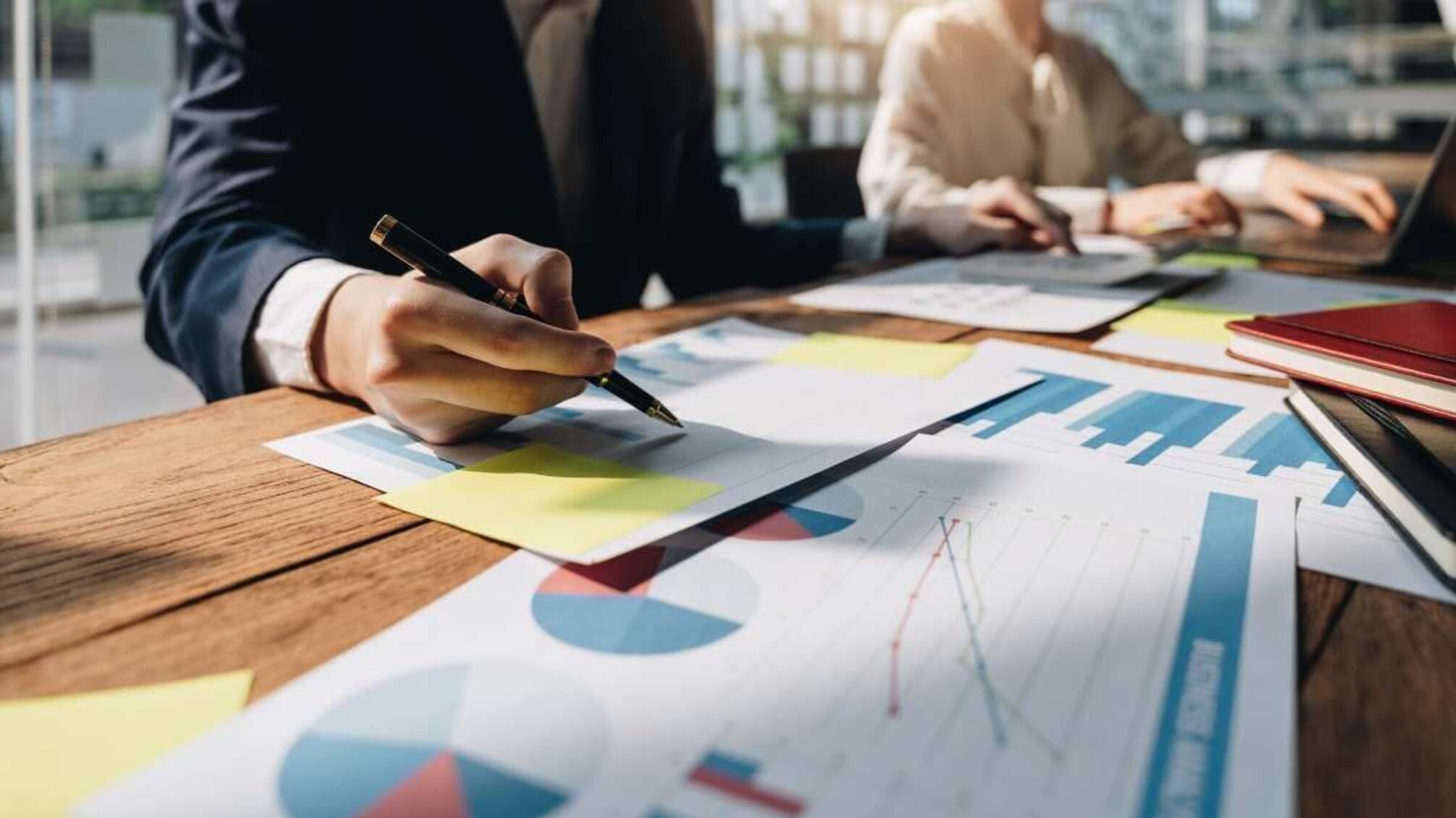 Действительно ли забронированные работники получают 20 тысяч гривен?