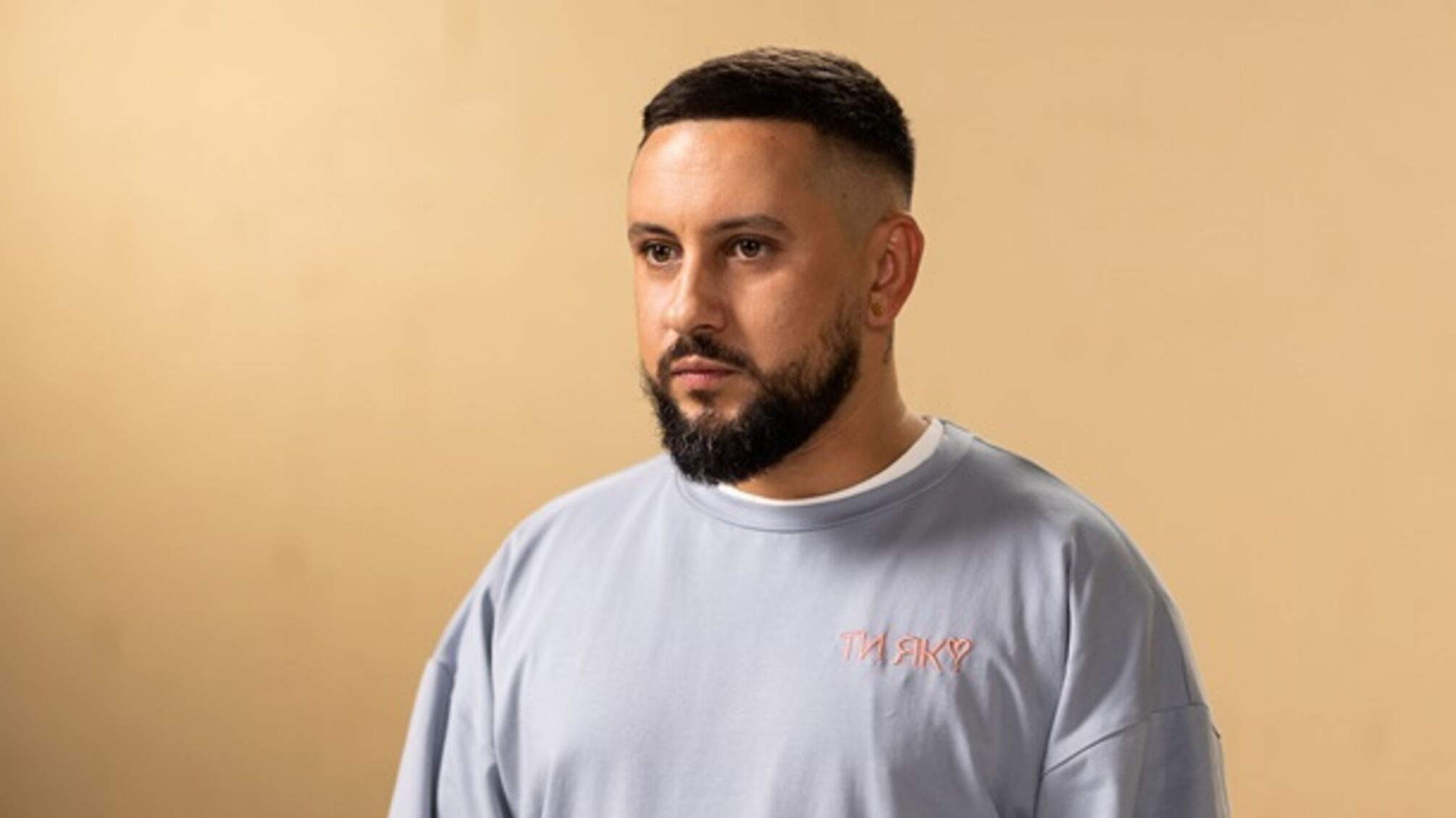 Певец поделился новой композицией о настоящих чувствах