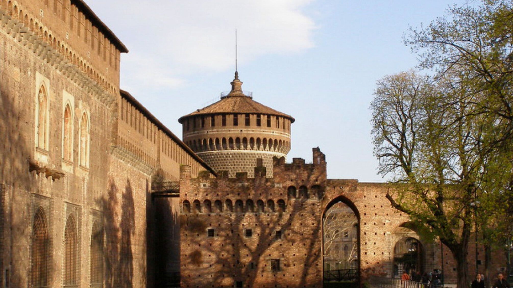 В Милане обнаружили сеть подземных тоннелей в возрасте 500 лет с рисунков Леонардо да Винчи