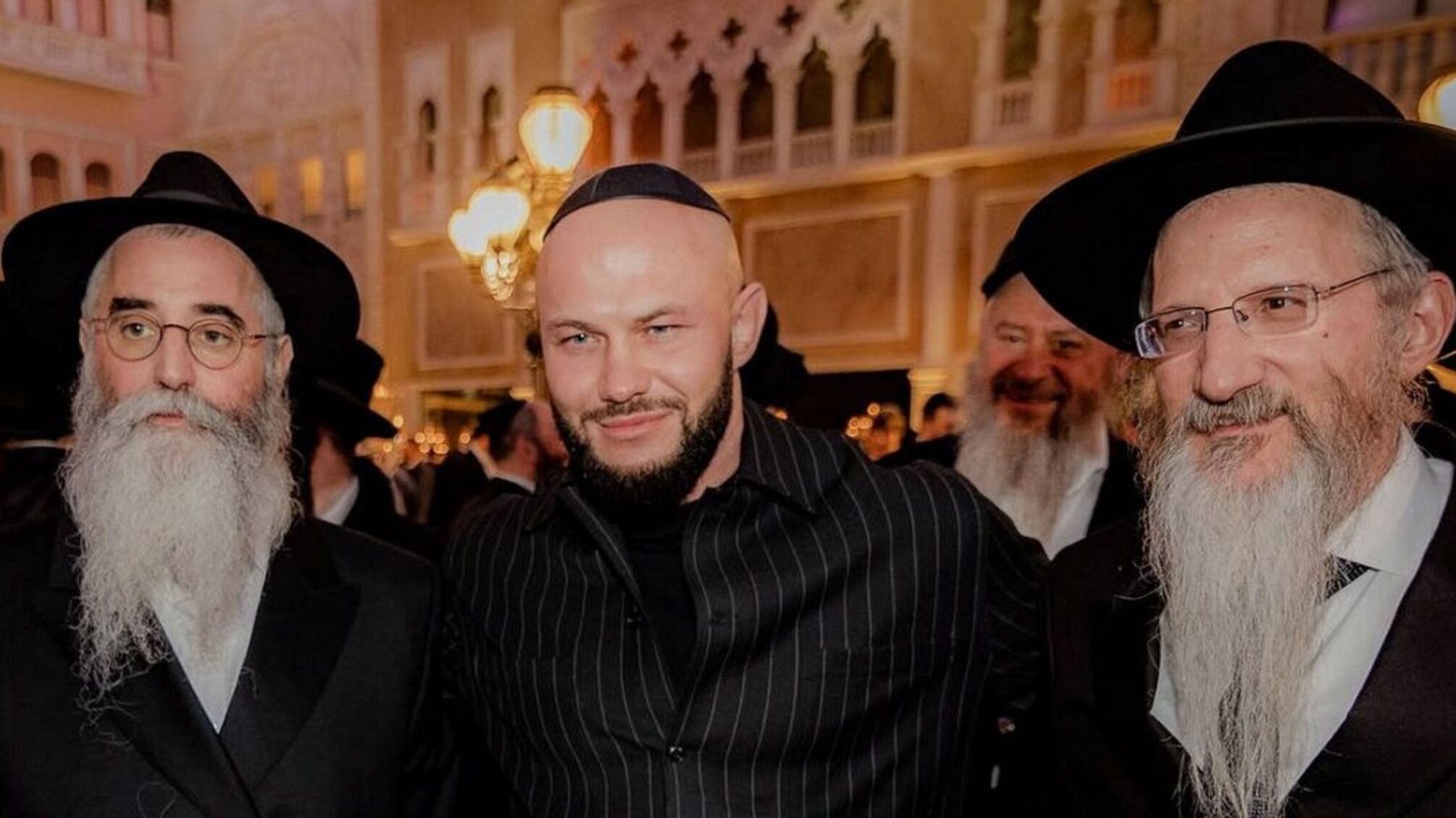 Предатель развлекал предателя? Джиган выступил на свадьбе детей главных лидеров еврейской общины России и Одессы