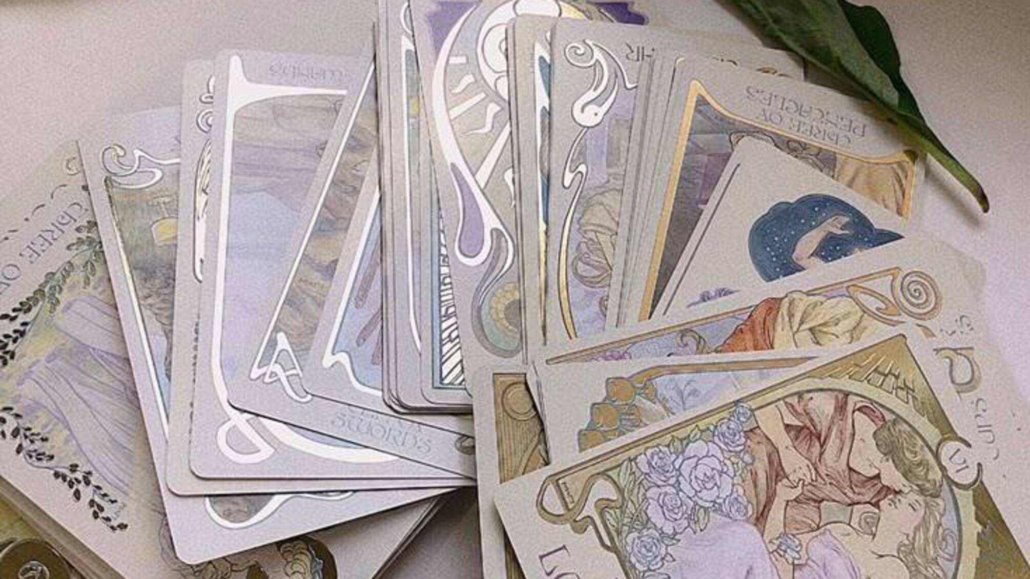 Судьба в картах: таро-гороскоп для всех знаков на 18 февраля