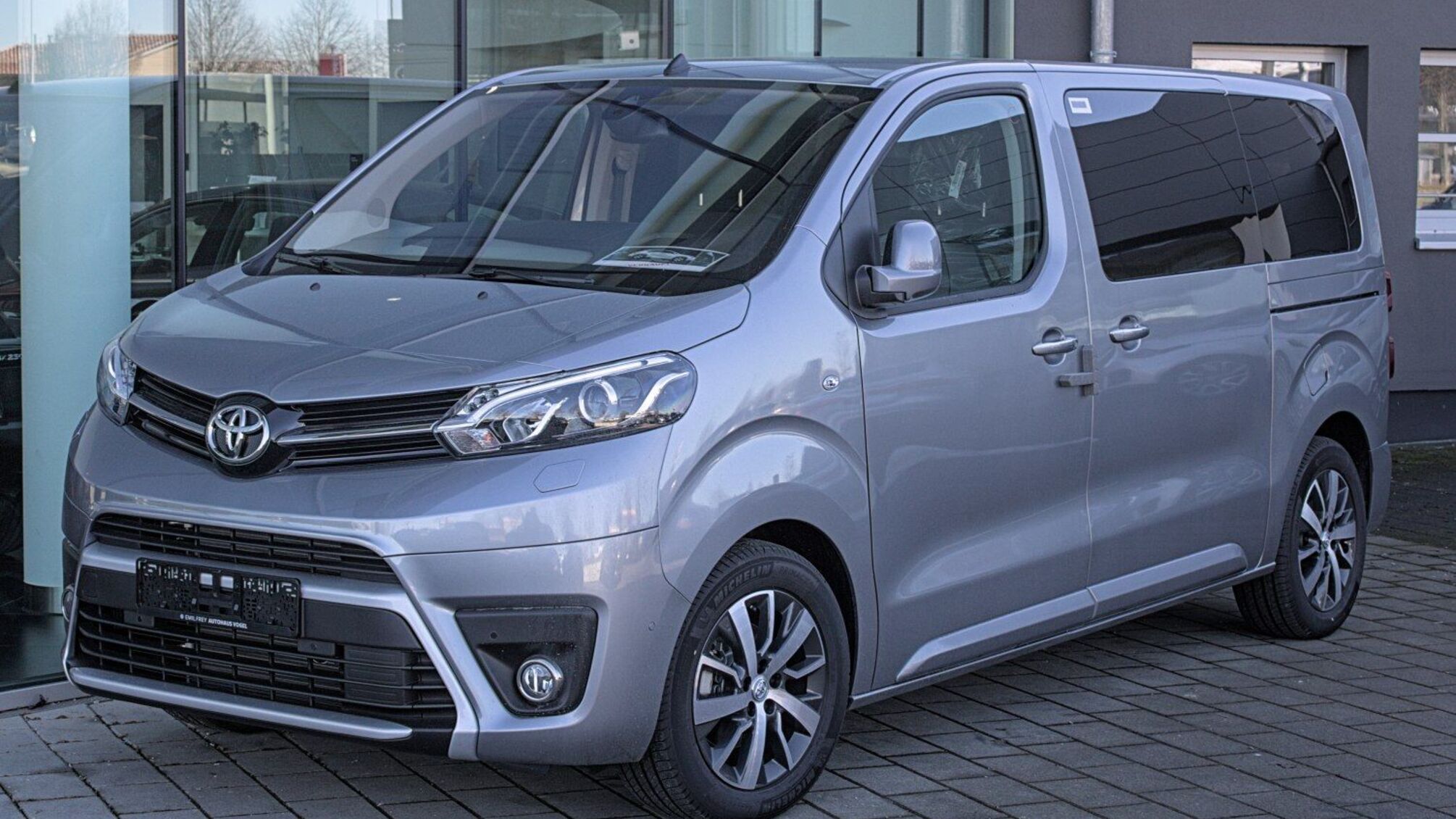TOYOTA Proace Verso