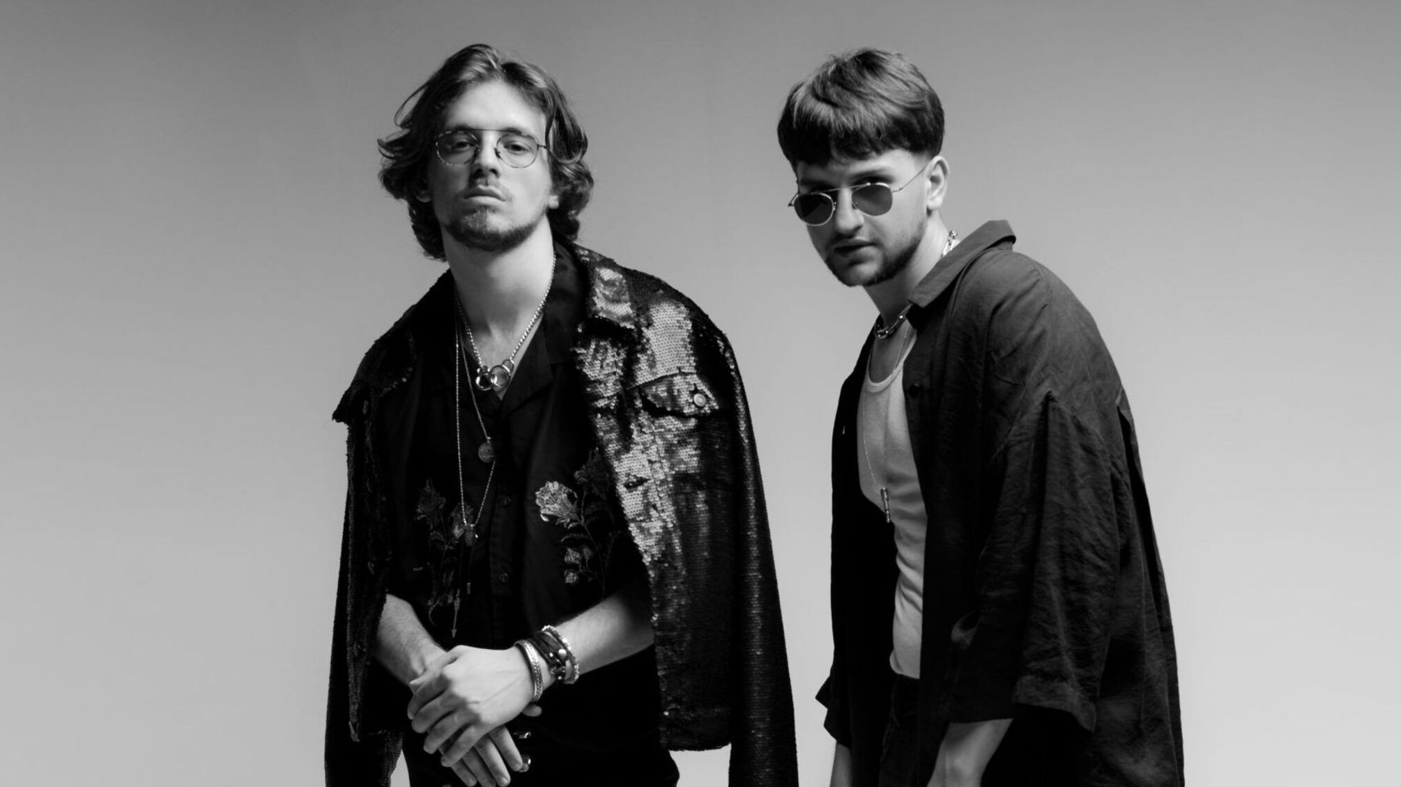 MOLODI представят новый хит