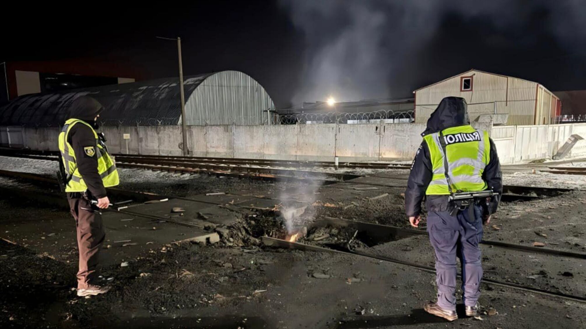 Дроновая атака на Киевщину: двое погибших, пожары и повреждения зданий