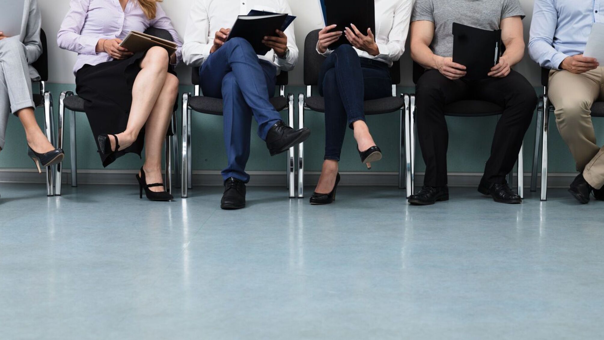 Война и экономика: как Украина теряет рабочие места в промышленности и строительстве