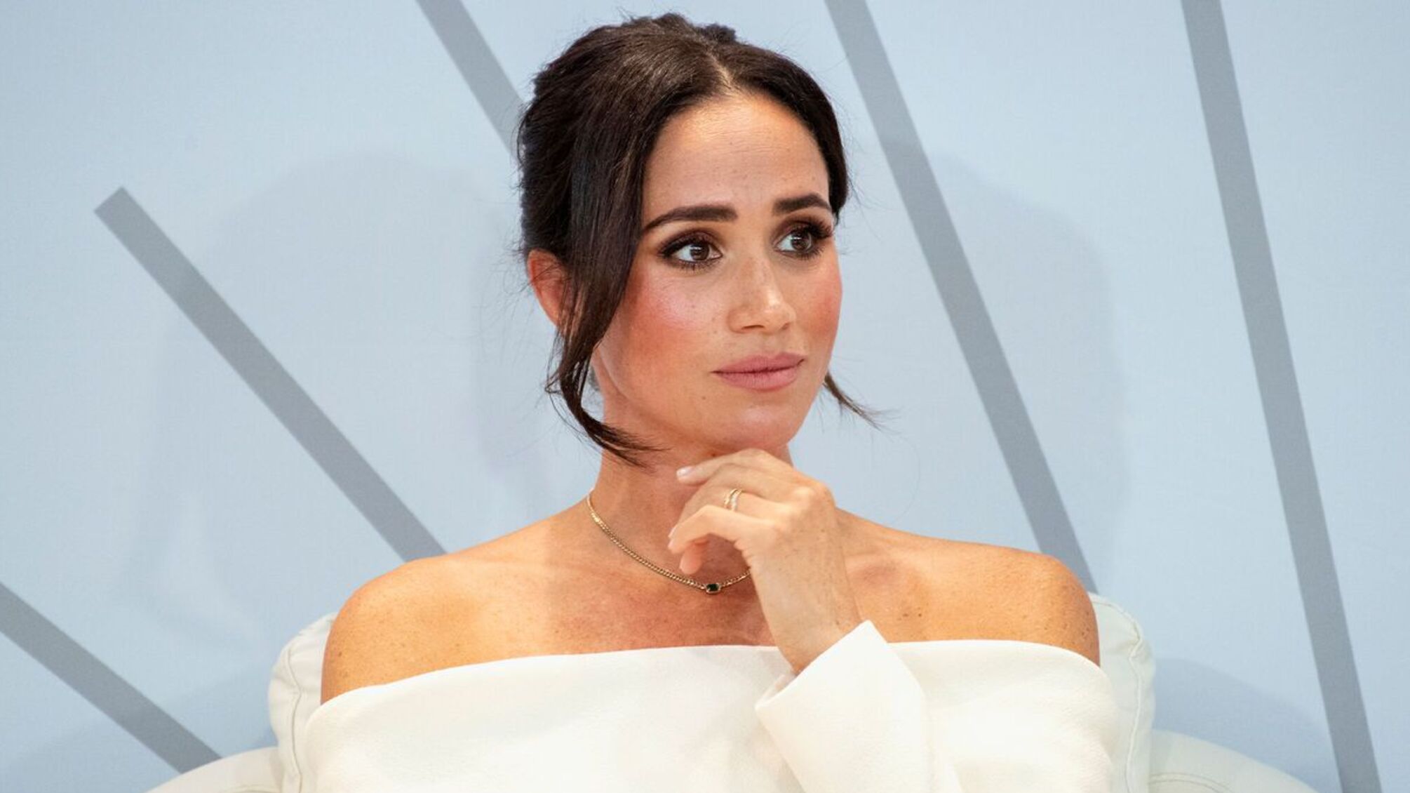 Колишній помічник Меган Маркл, який повідомив про її неналежну поведінку