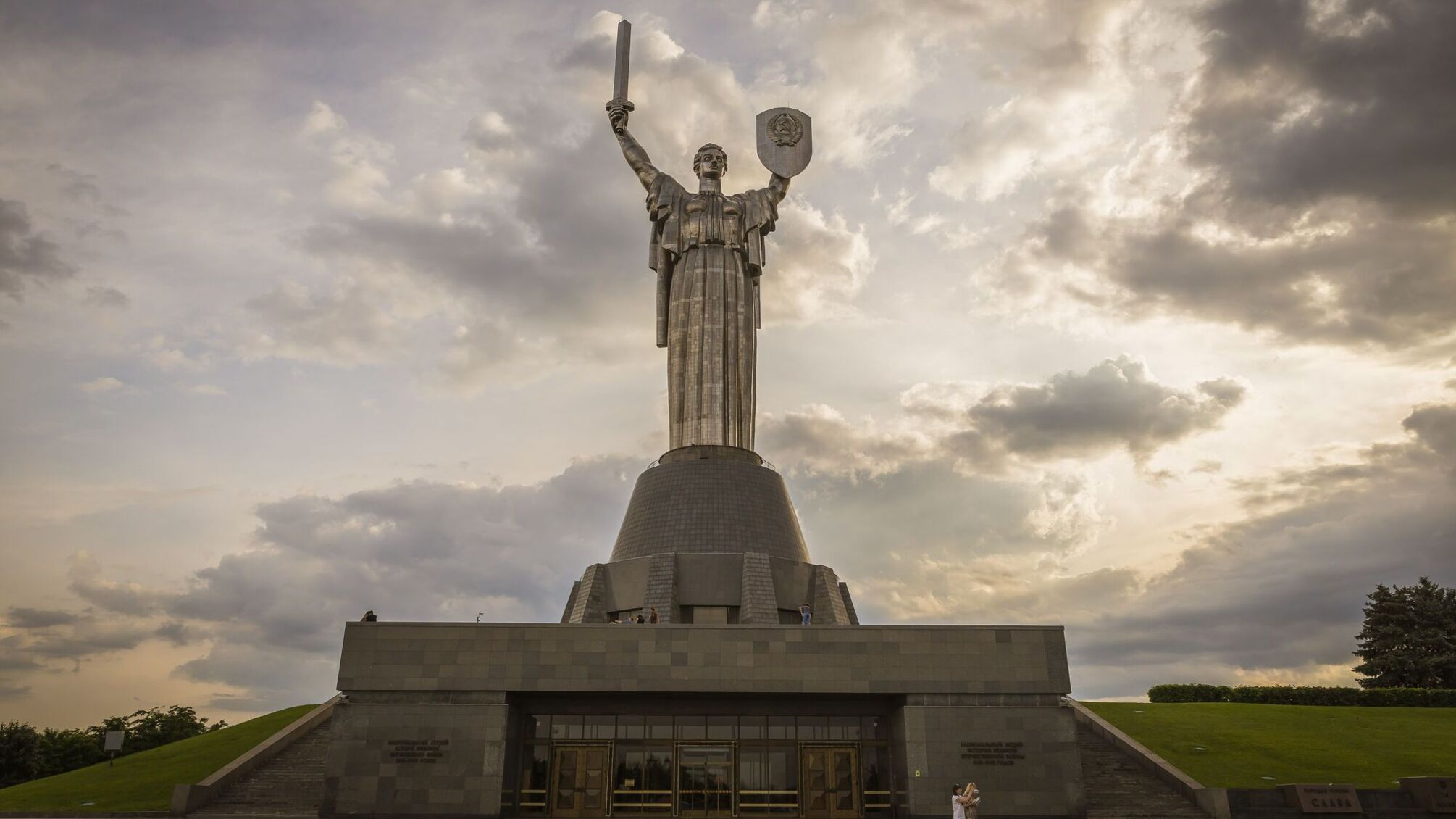 5 впечатляющих смотровых площадок Украины, с которых открываются невероятные виды