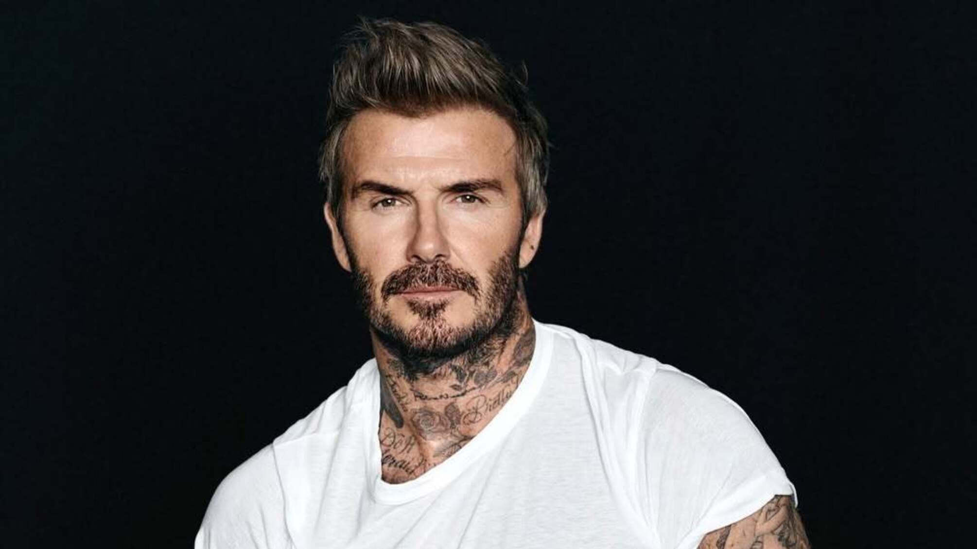 Легендарный футболист Дэвид Бекхэм снялся в фотосессии для Men's Health