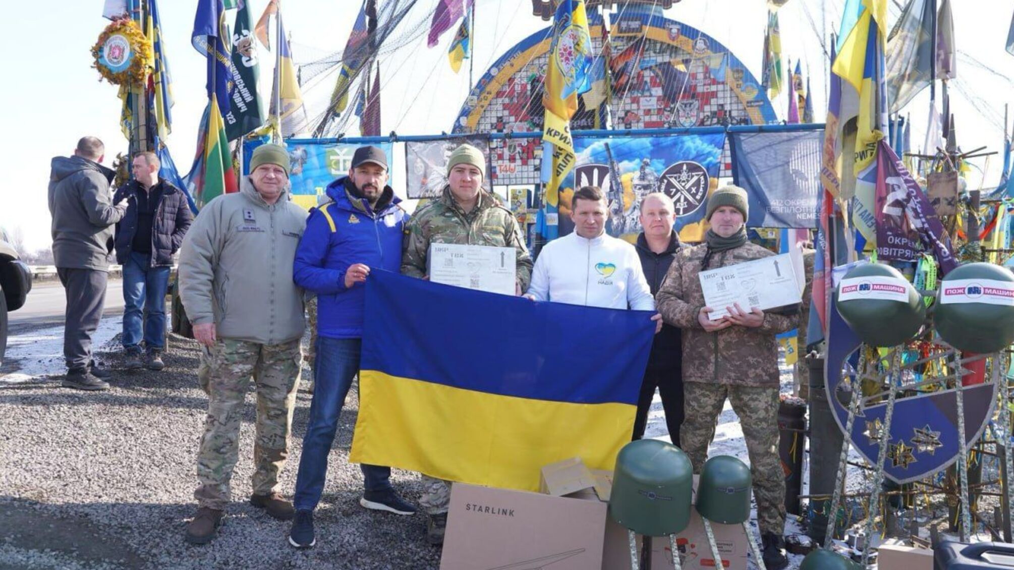 Волонтери відправили на передову життєво необхідну допомогу для захисників