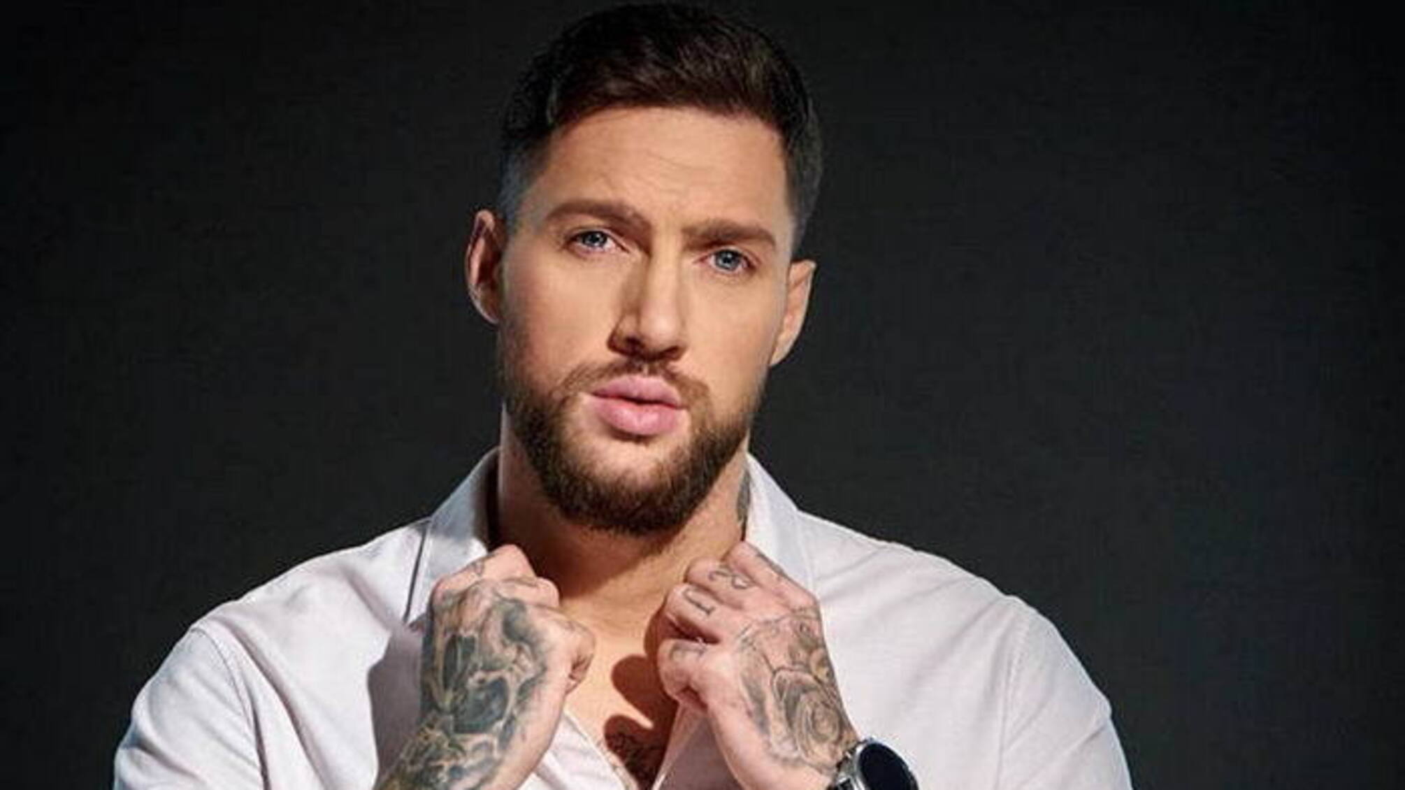 Певец Олег Кензов строит карьеру в Греции и подает документы на гражданство Грузии