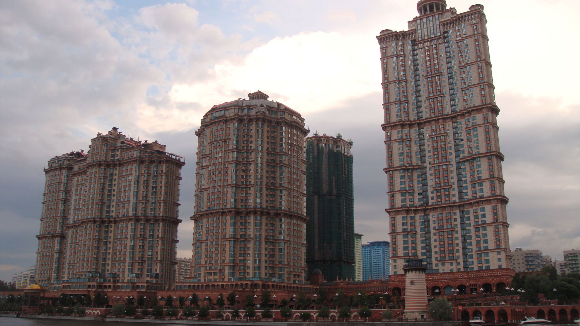 Жилой комплекс 'Али паруса'