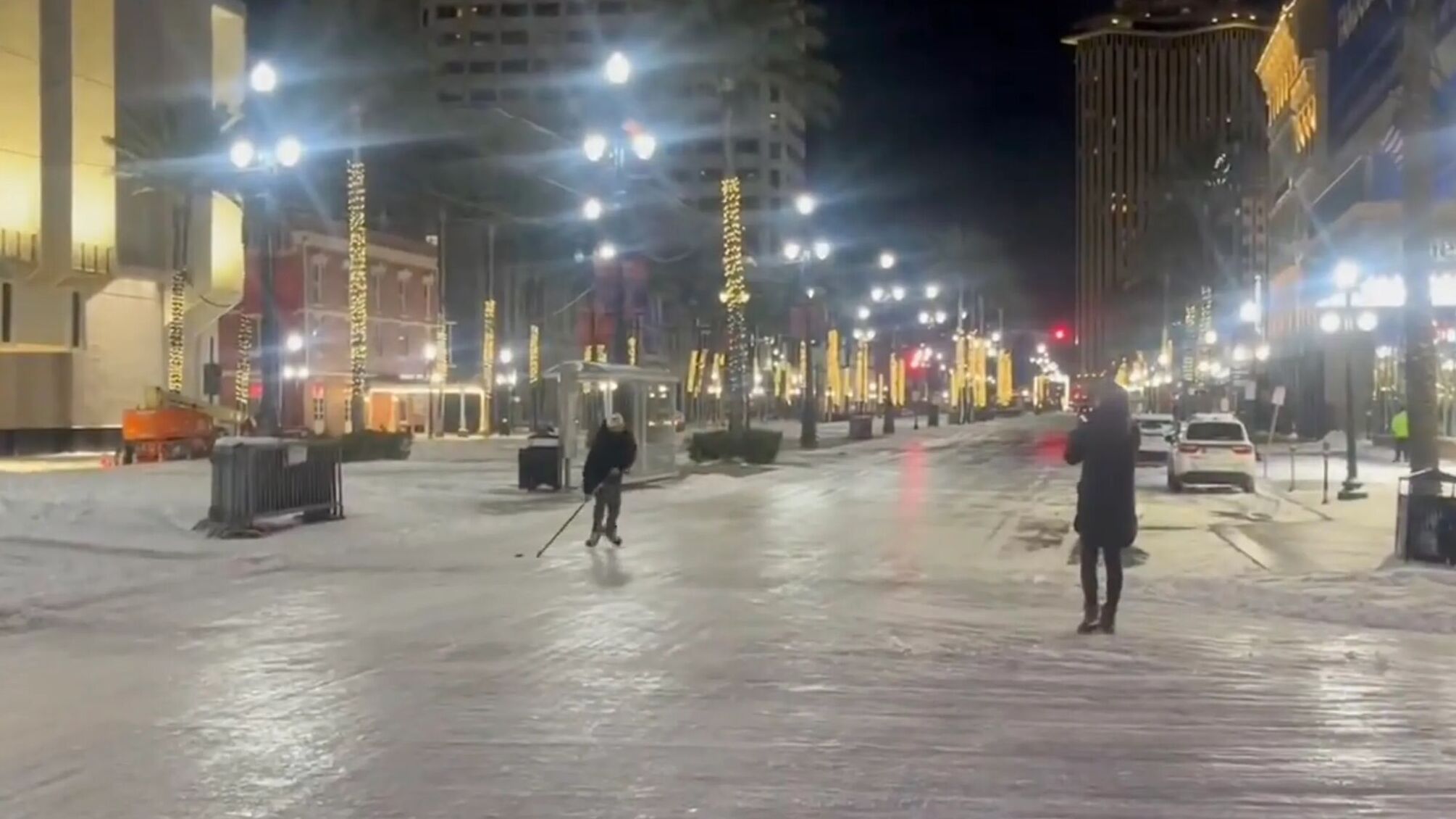 Новый Орлеан под снегом: южные штаты пережили зимнюю бурю