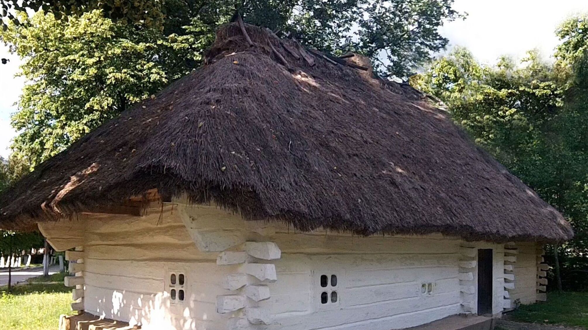 Музейний комплекс у Моринцях