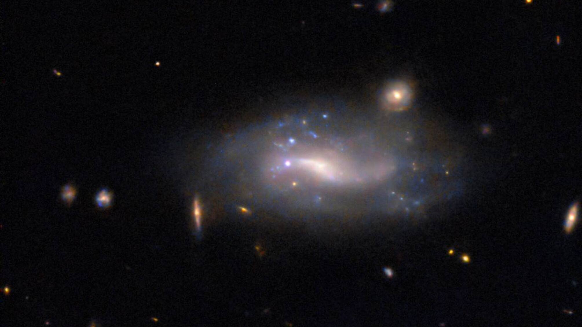 Сверхновая как космический маяк: как SN 2022abvt поможет мерить расстояния во Вселенной