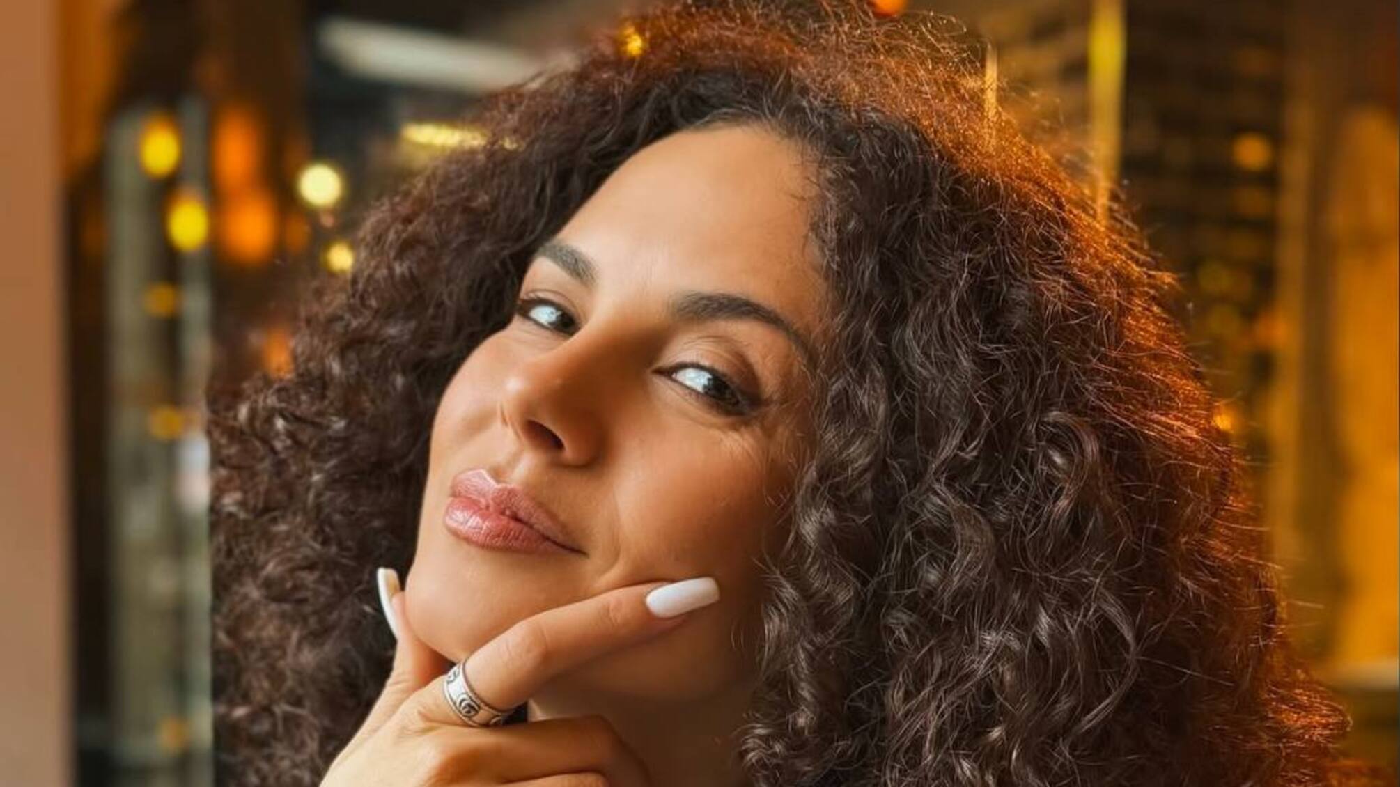 Настя Каменських поділилася секретами свого щоденного макіяжу