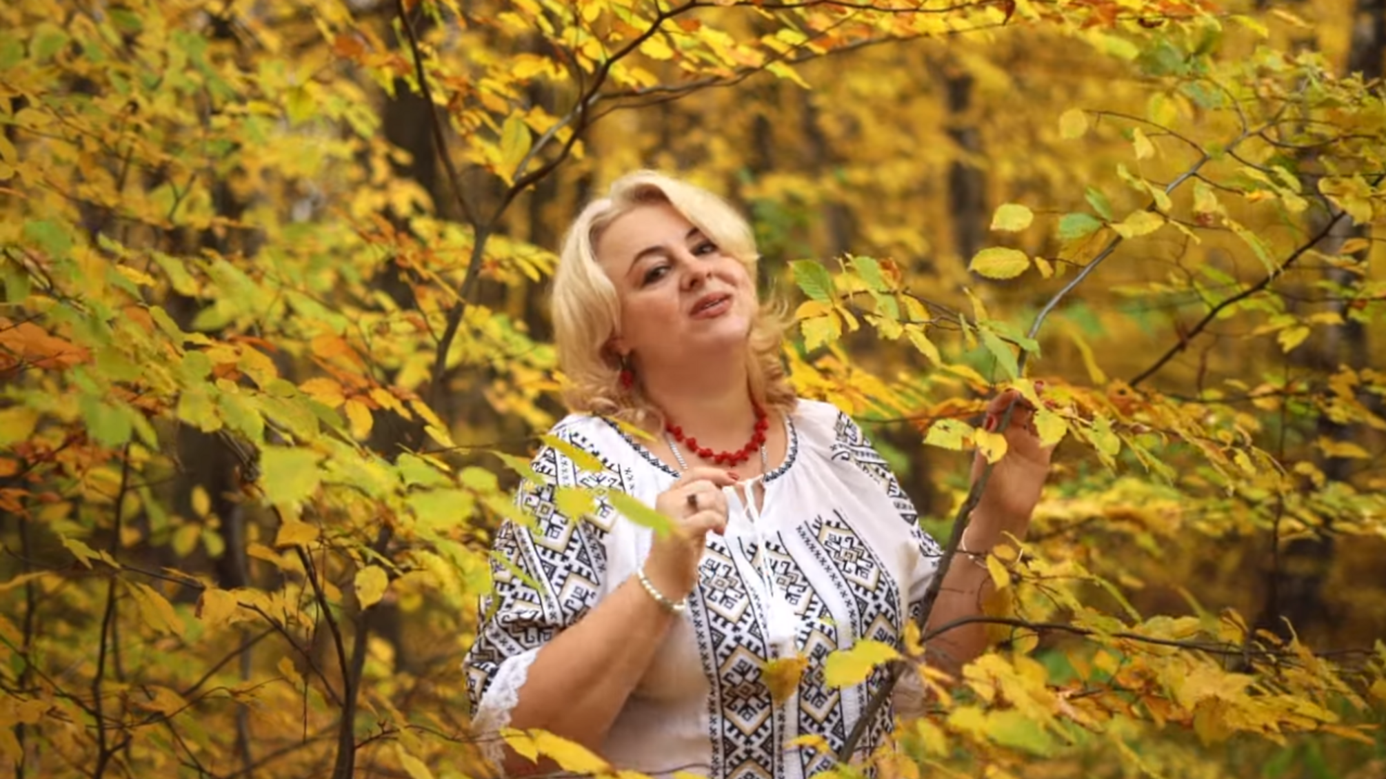 Галина Лукашонок запрошує в Карпати: прем'єра пісні та кліпу