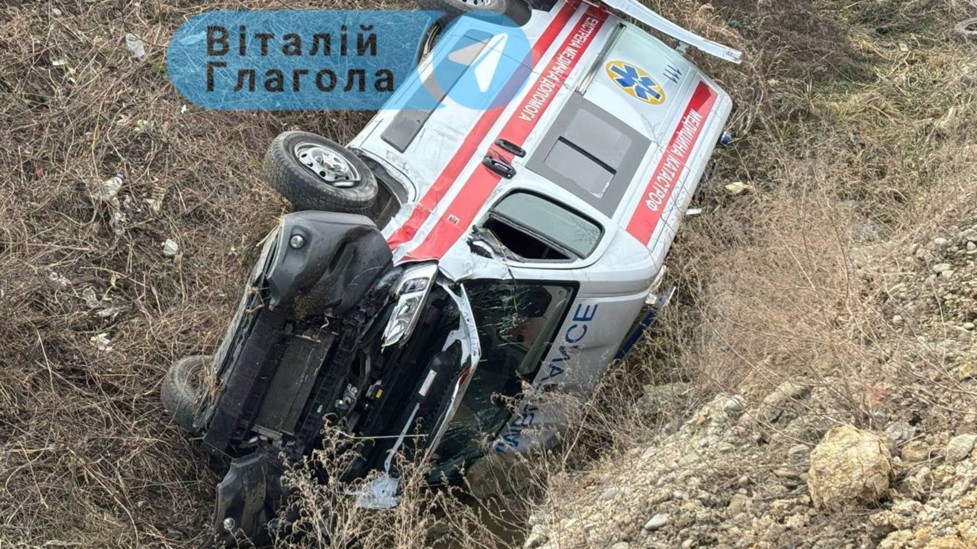 Ужгород: ДТП за участю швидкої допомоги, лікарка з травмами, пацієнт не постраждав