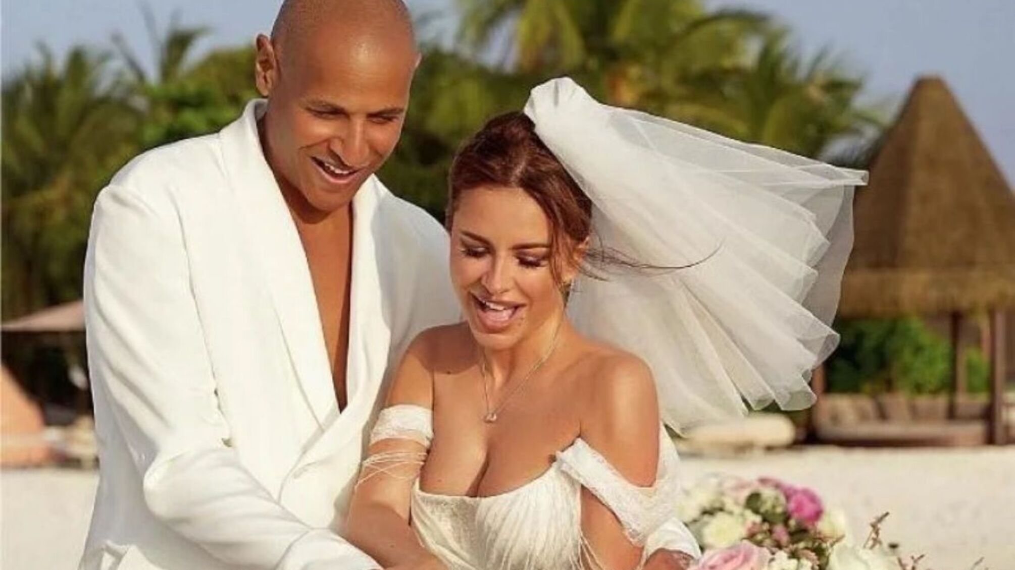 Ани Лорак вышла замуж во второй раз: тайная свадьба на Мальдивах