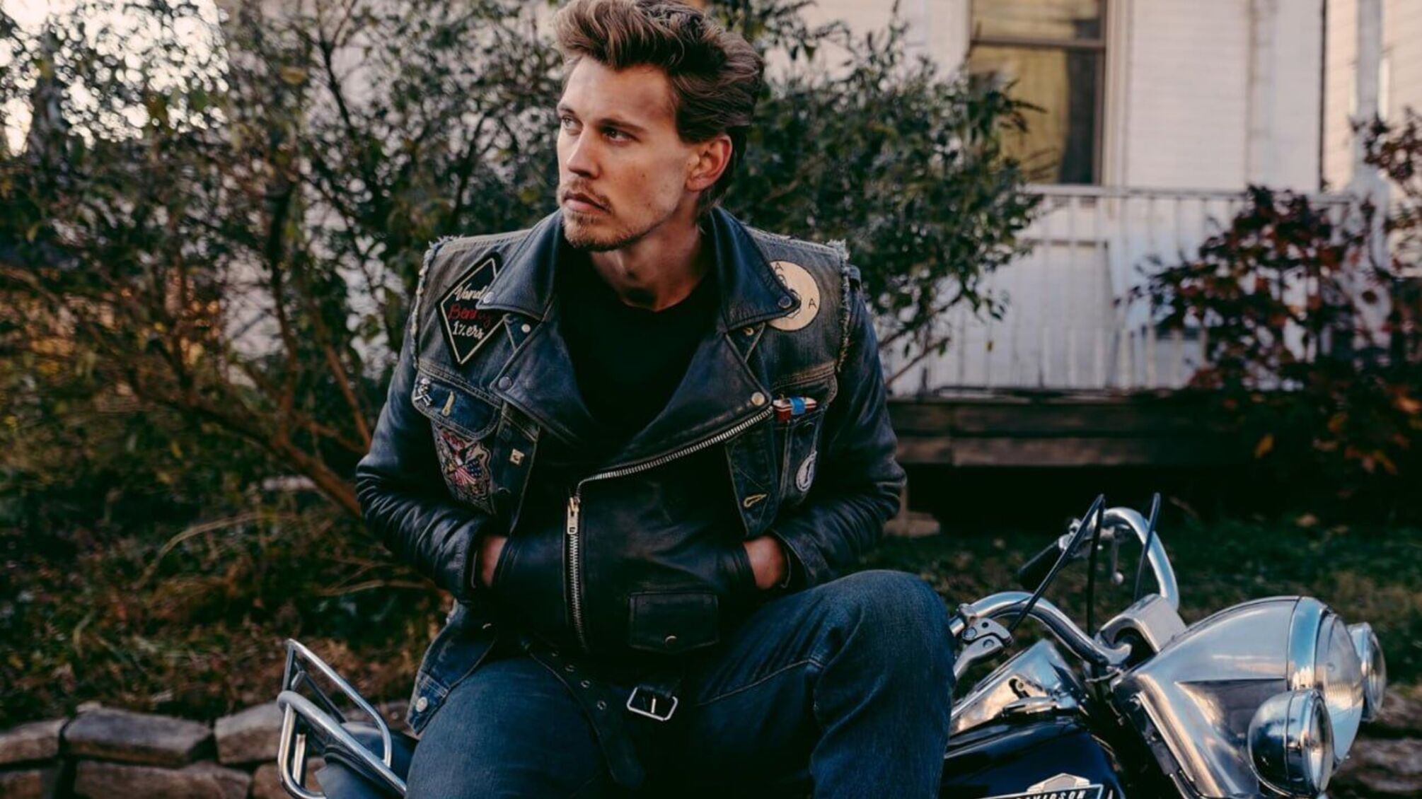 В Лос-Анджелесе ограбили здание актера Остина Батлера