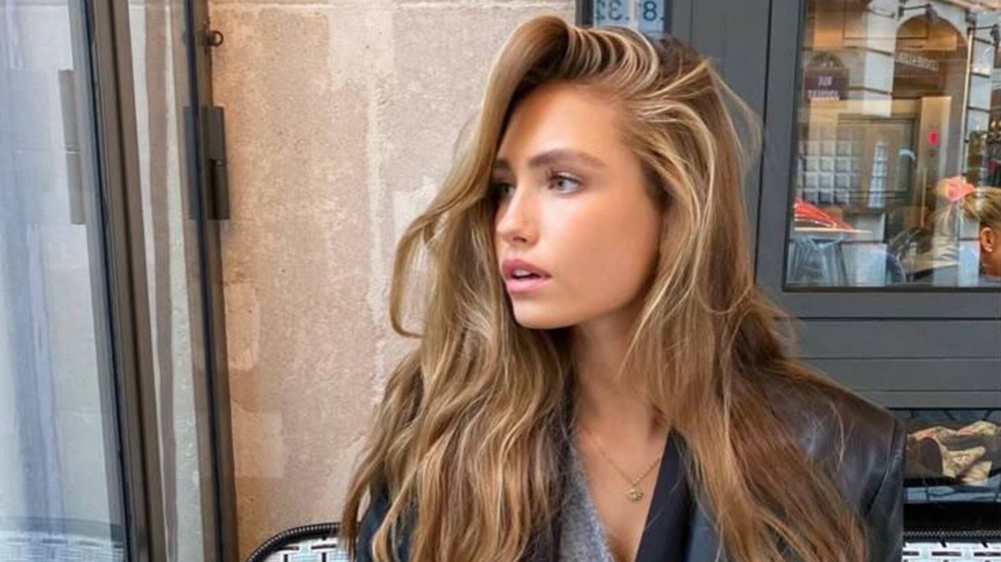 Відтінок 'крем-брюле' став головним вибором цієї весни