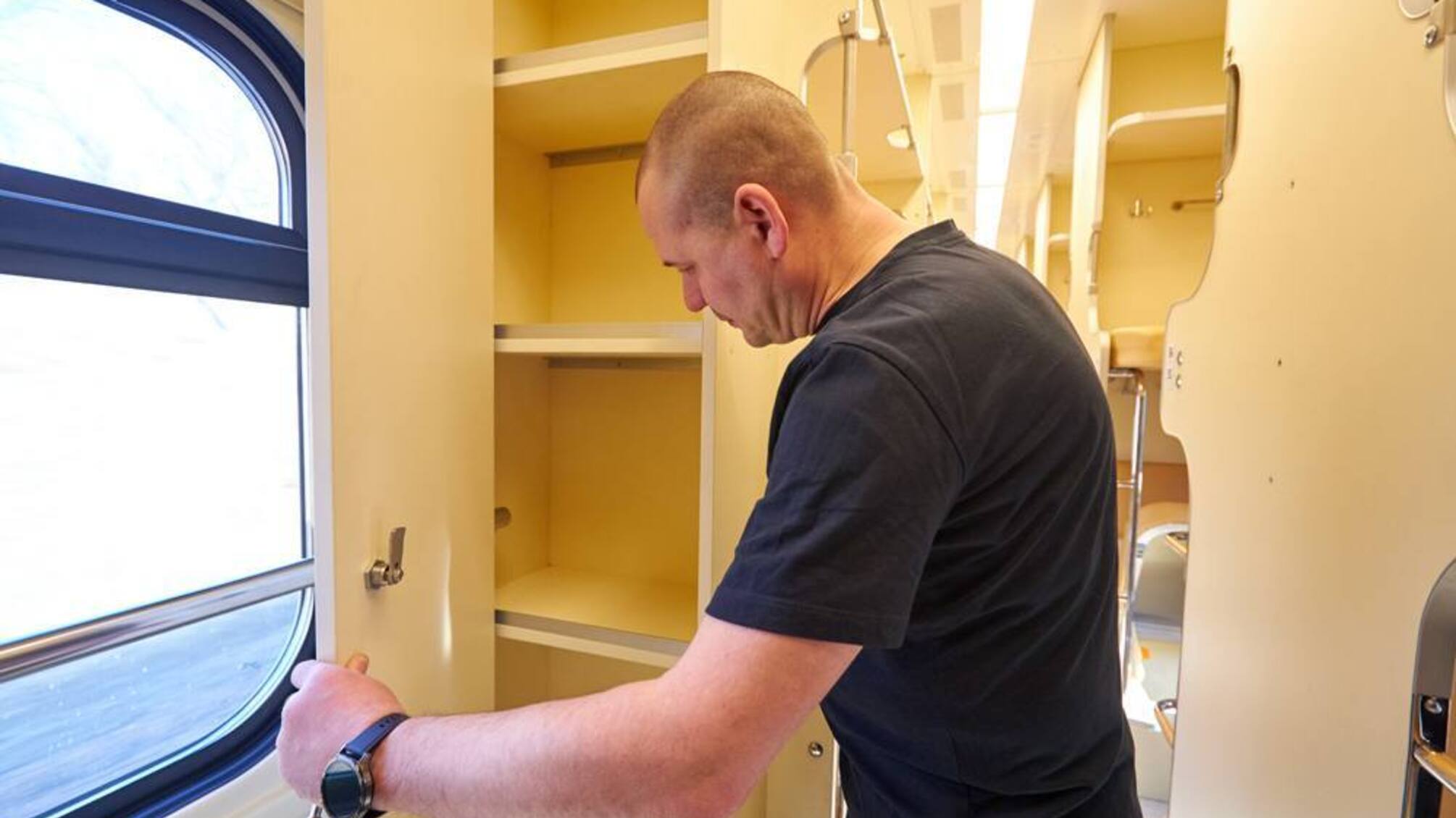 КВБЗ представив інноваційний плацкартний вагон для українських пасажирів