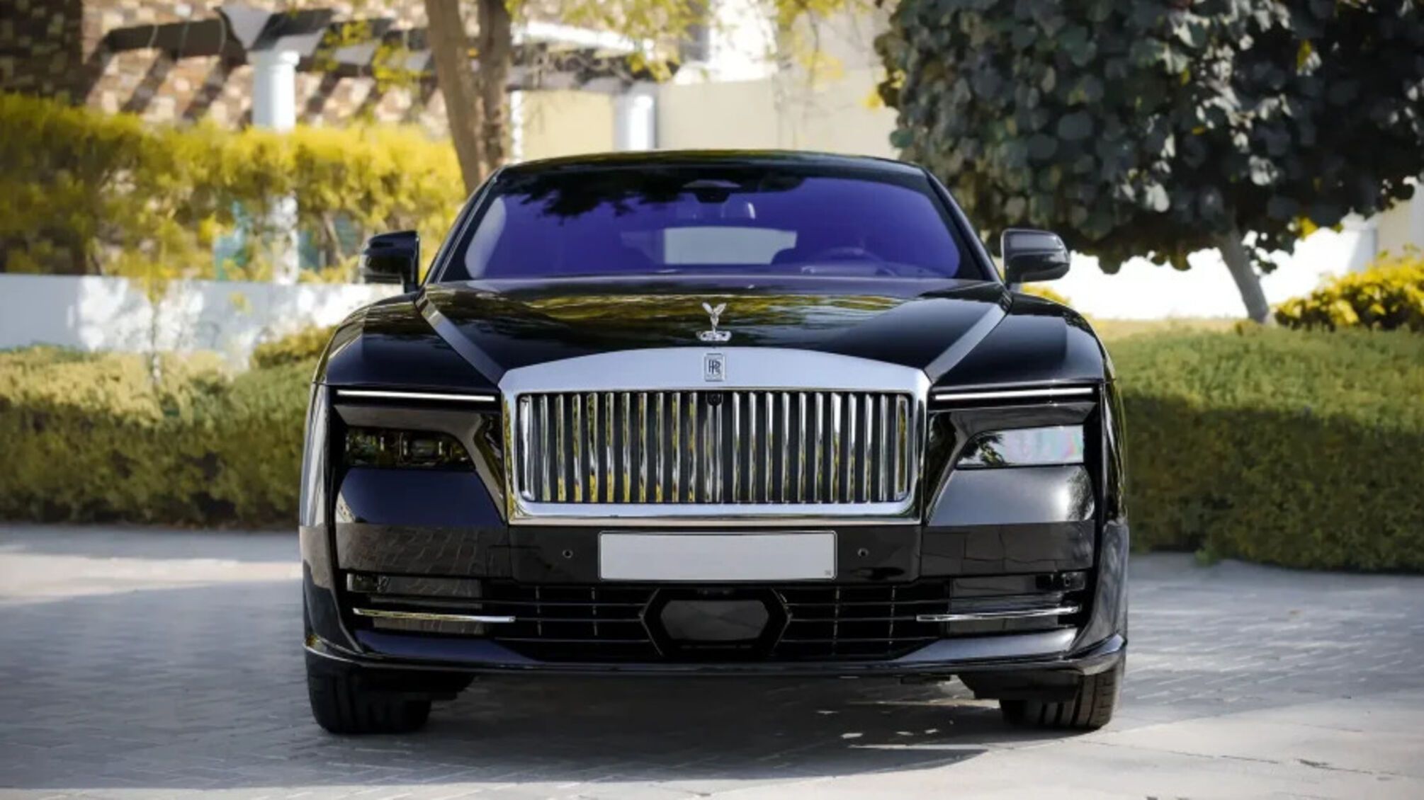 Rolls-Royce Spectre 2025 года