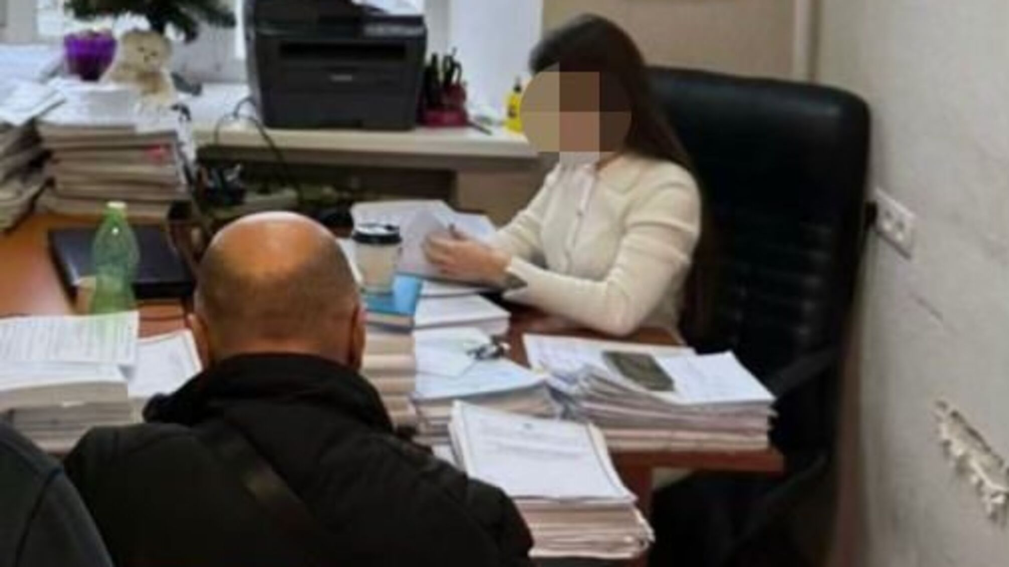 Подільська прокуратура скерувала справу про завищення вартості ремонтних робіт у житловому будинку