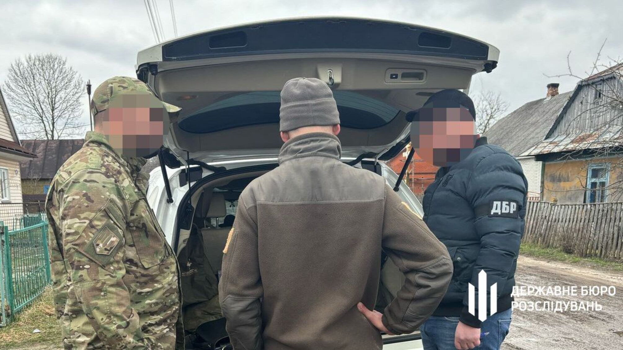 Поддельные документы и сожженные пни: как действовала группировка 'черных лесорубов'