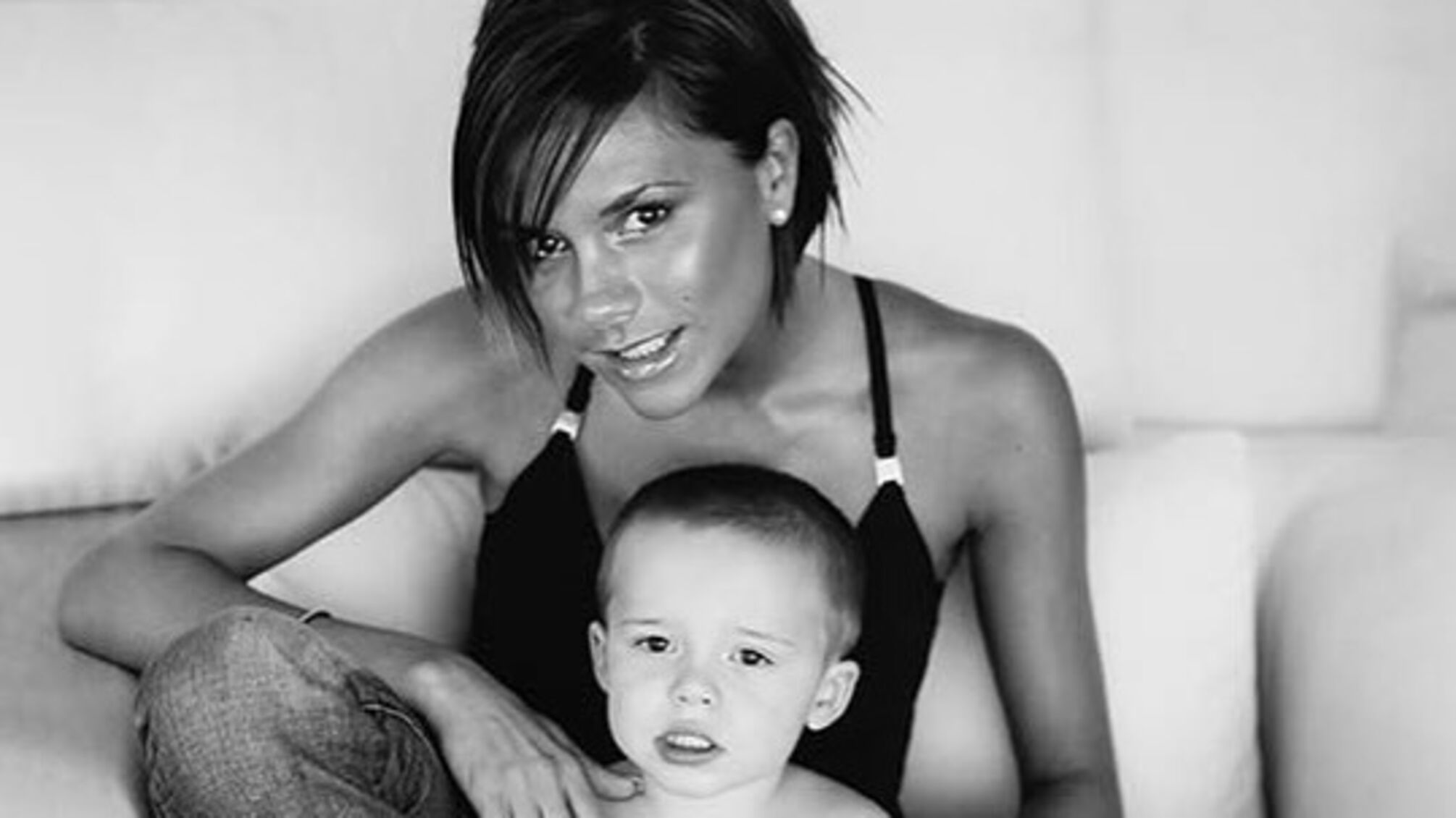 Сын Бекхэмов Бруклин отмечает день рождения - Life - StopCor