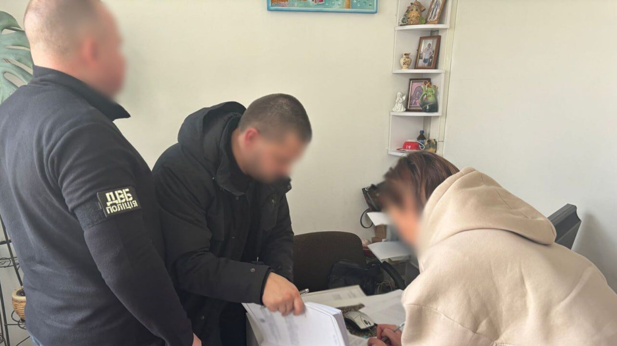 Оперативники разоблачили мошенническую схему с регистрацией призрачной недвижимости