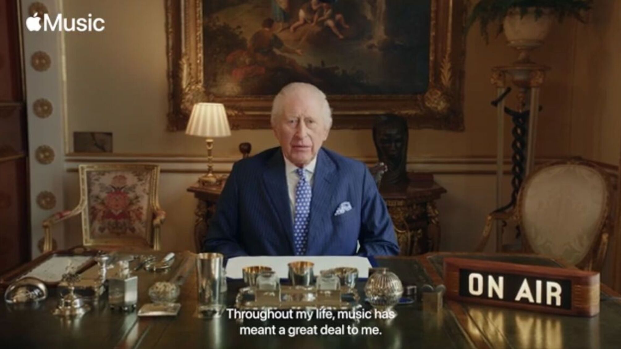 Король Карл III составил собственный плейлист для Apple Music.