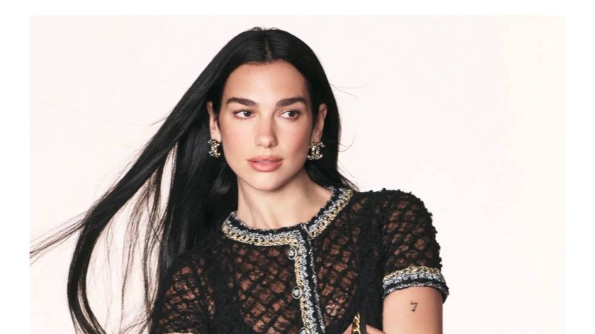 Дуа Липа выиграла суд по делу о плагиате трека 'Levitating'