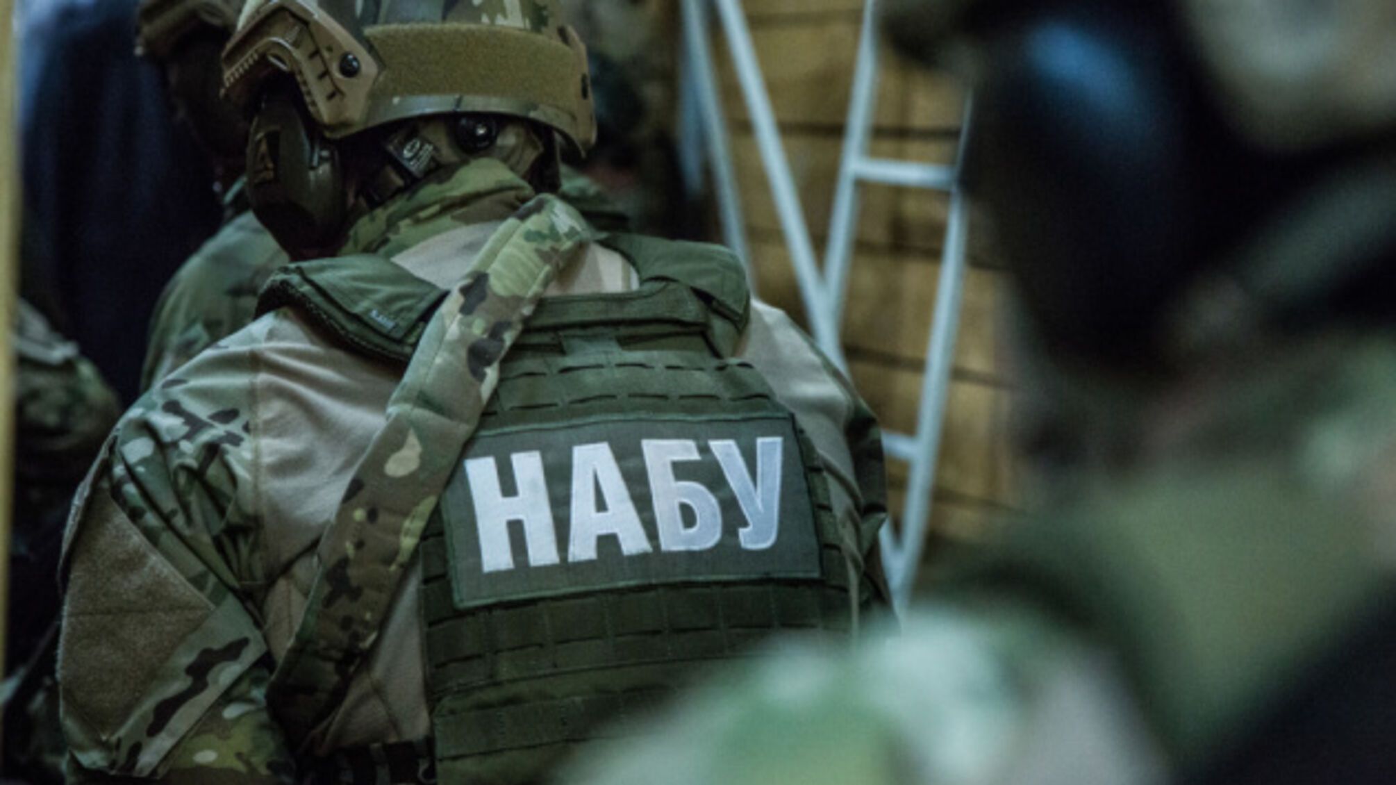 190 миллионов взяток и бронетранспортеры по завышенным ценам: НАБУ взялось за Нацгвардию